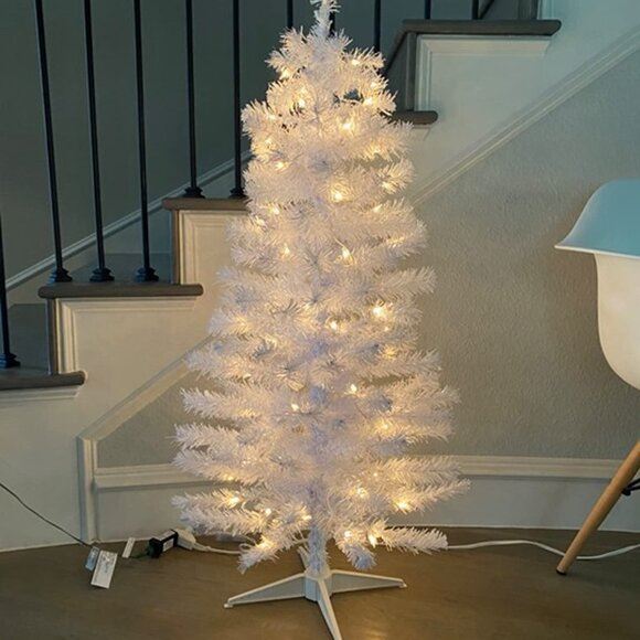 NEW Pre-Lit Artificial Christmas Tree, White Tinsel, White Light 4 feet