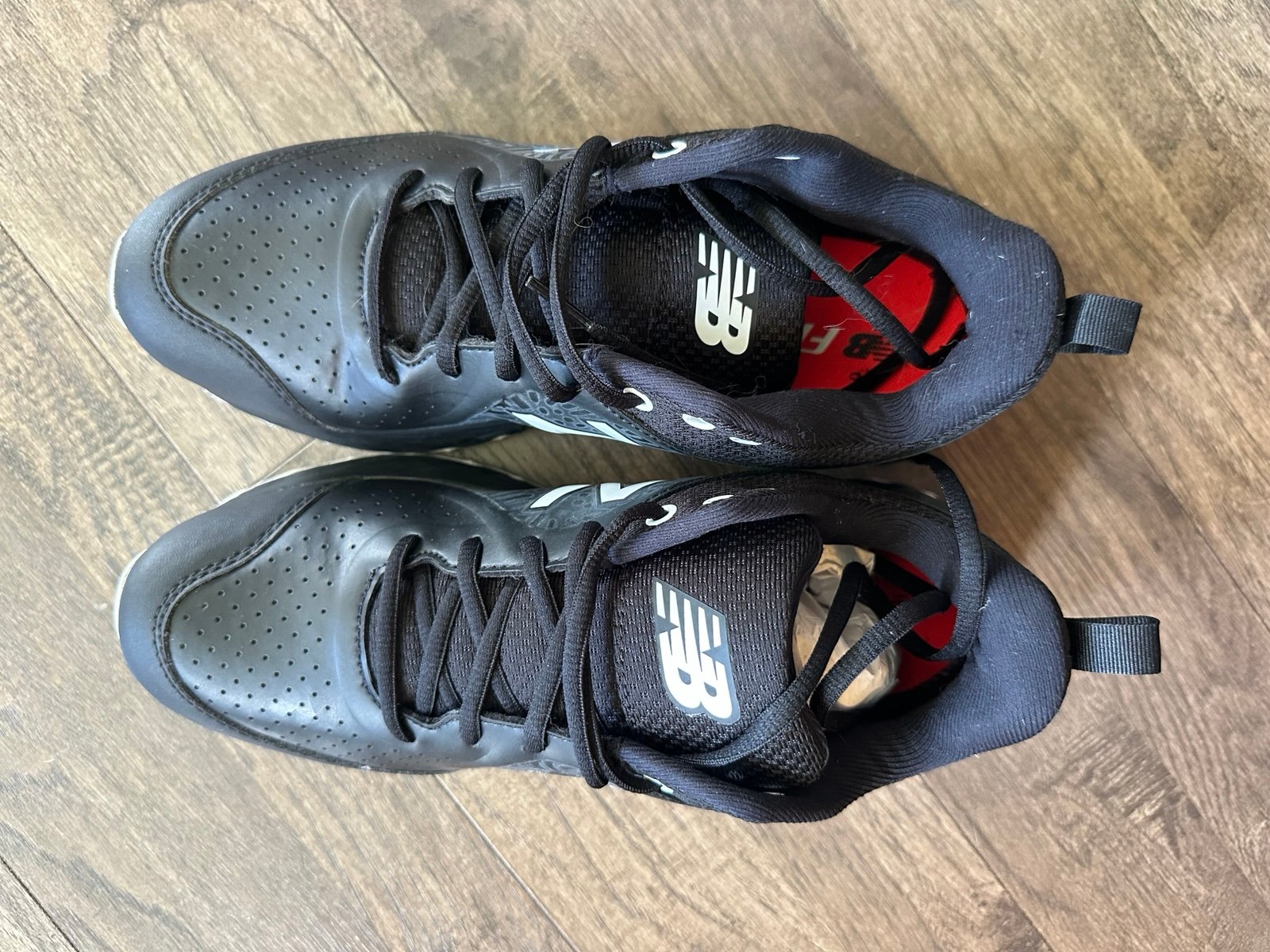 New Balance - Women’s Fresh Foam Velo 2 Softball Turf Shoe