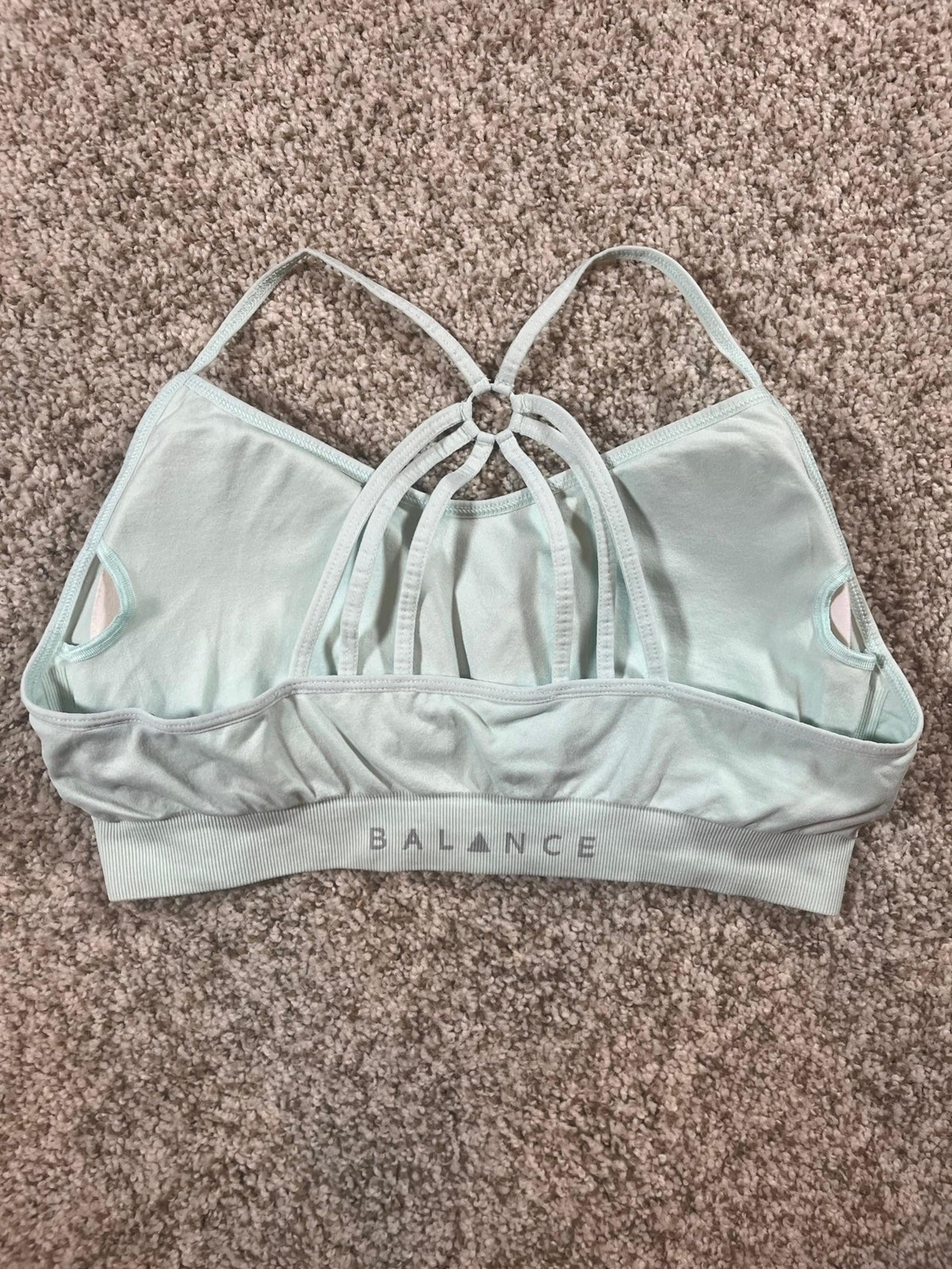 Vitality Sports Bra - Light Mint Green - Women’s Size Large - balance athletica