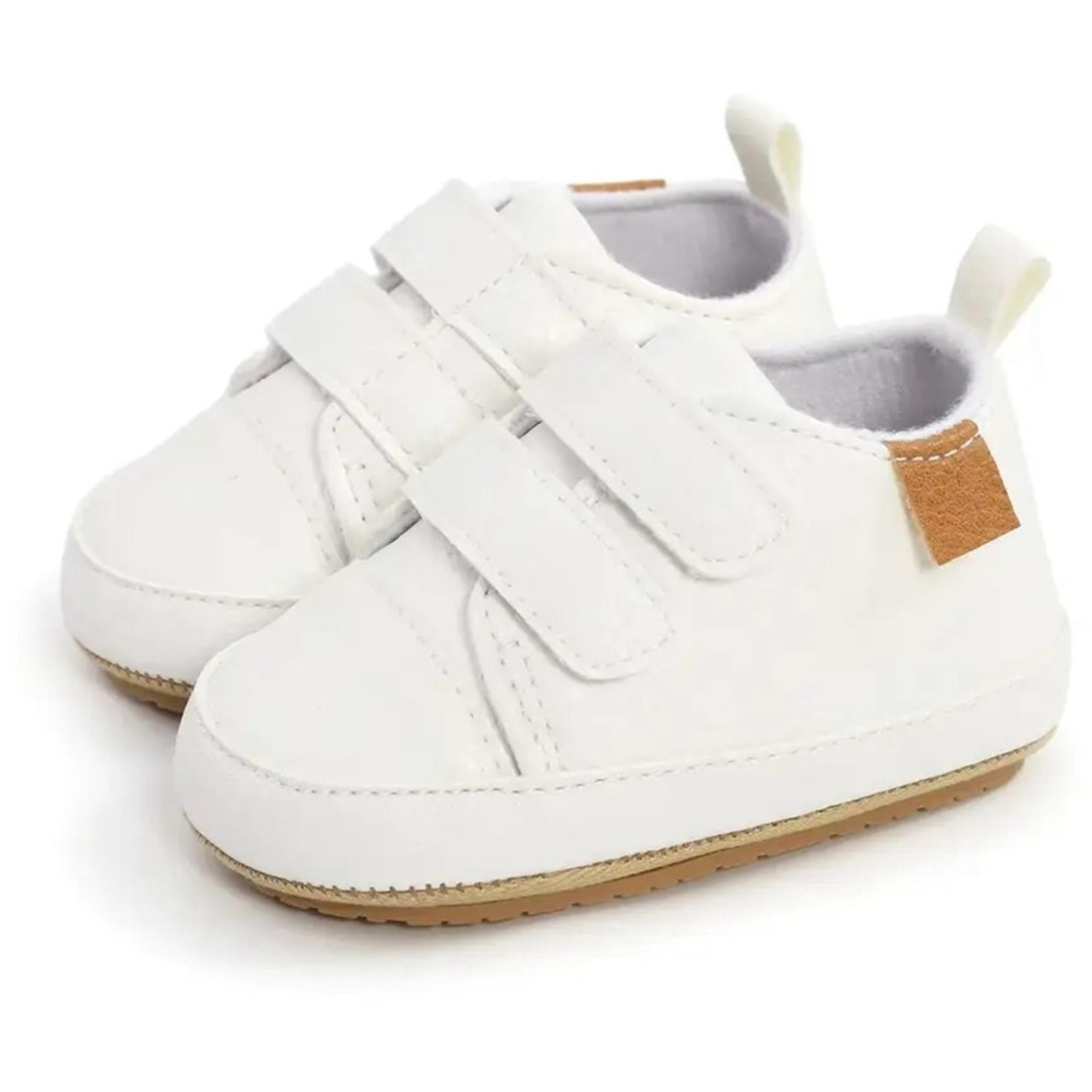 New toddler white leather sneakers size 2 6-12 months