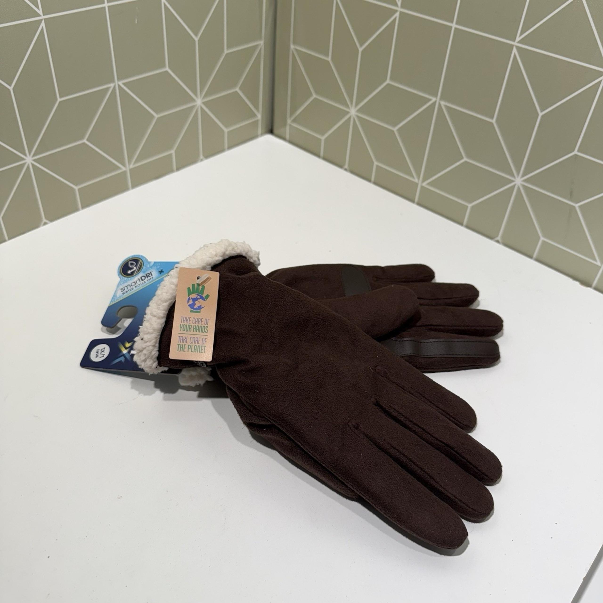 Isotoner SmartDri Women's Gloves Brown Touchscreen Technology Sherpa L/XL