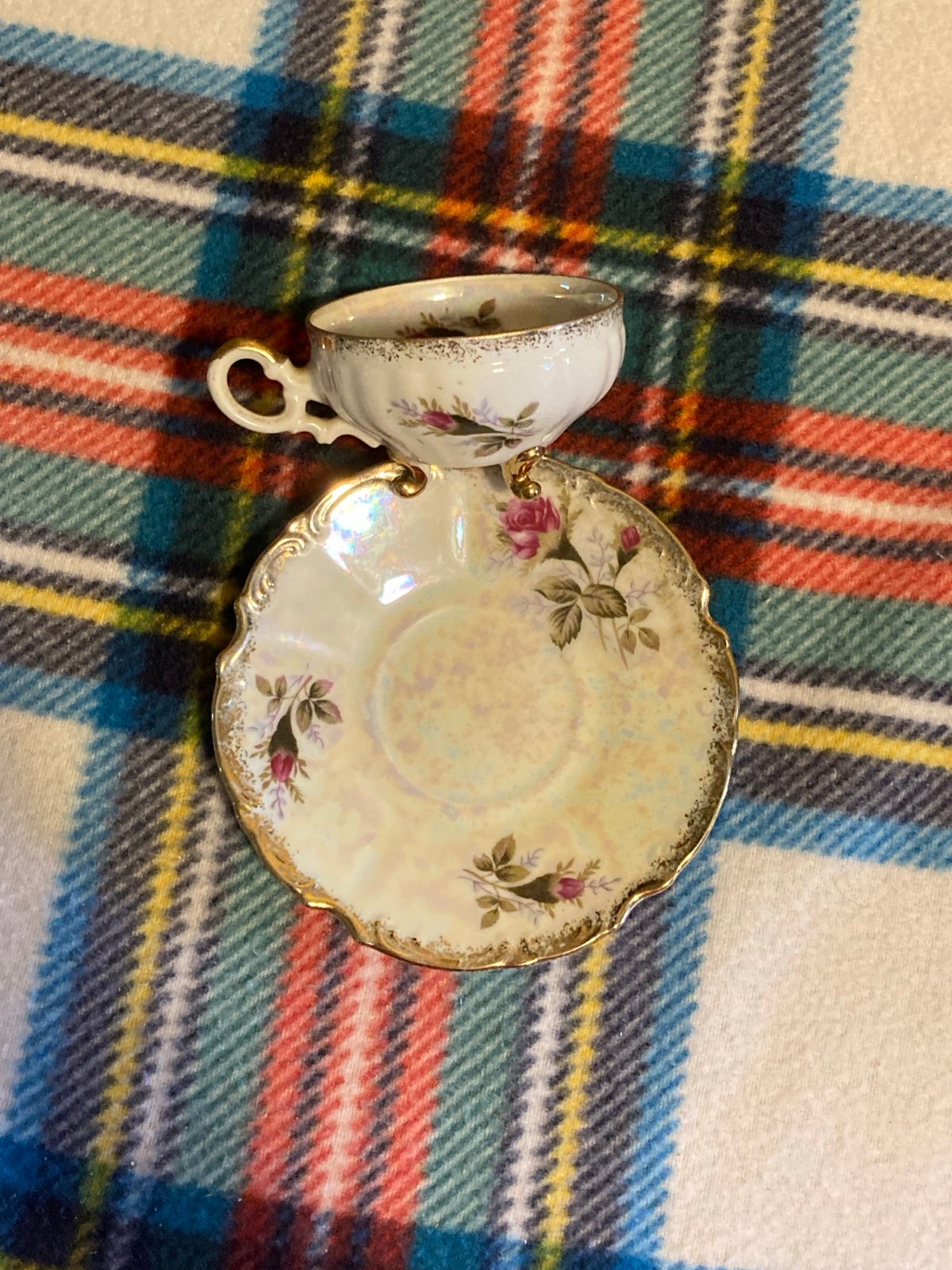 Vintage made in France floral design+ gold rimmed RUE ROYALE tea cup set