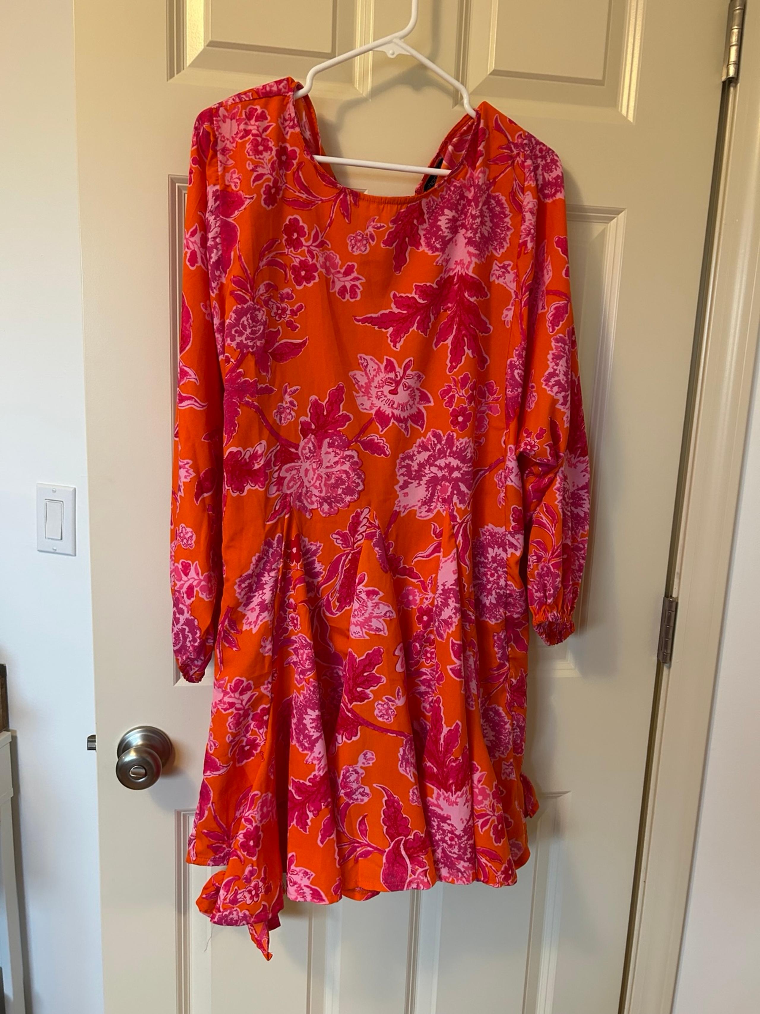 Boohoo orange and pink oversized dress with puffy long sleeves women’s US size 8