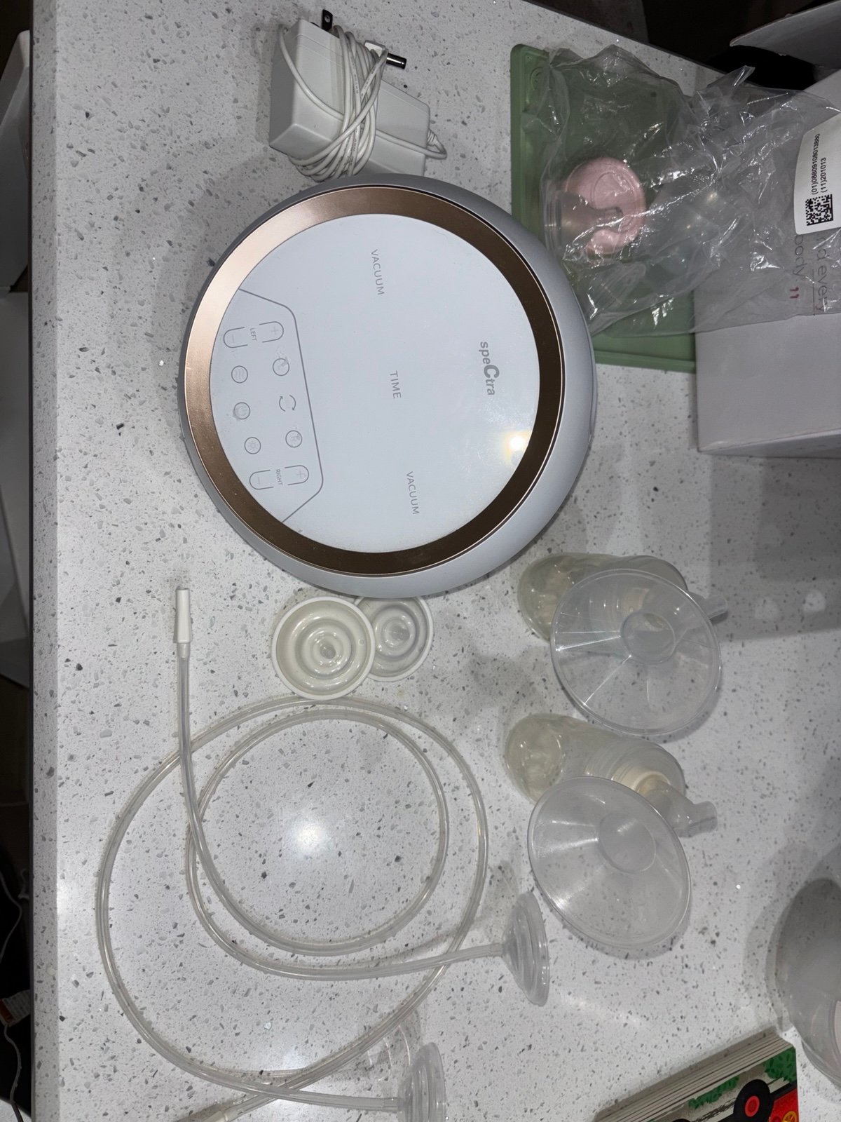Breast pump