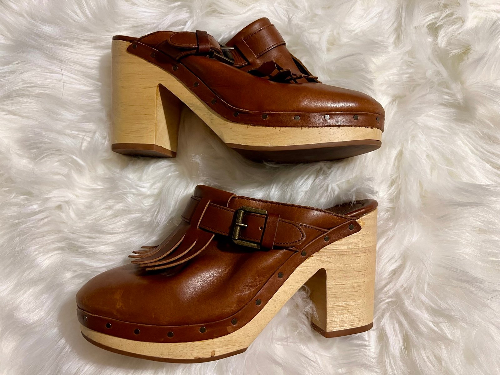 Madewell Classic Kiltie Fringe Brown Leather Wood Heel Clogs Size 7.5