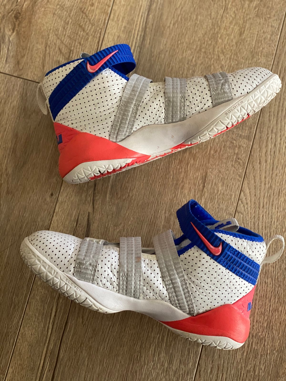 LE BRON JAMES SOLDIER SHOES XI 3Y