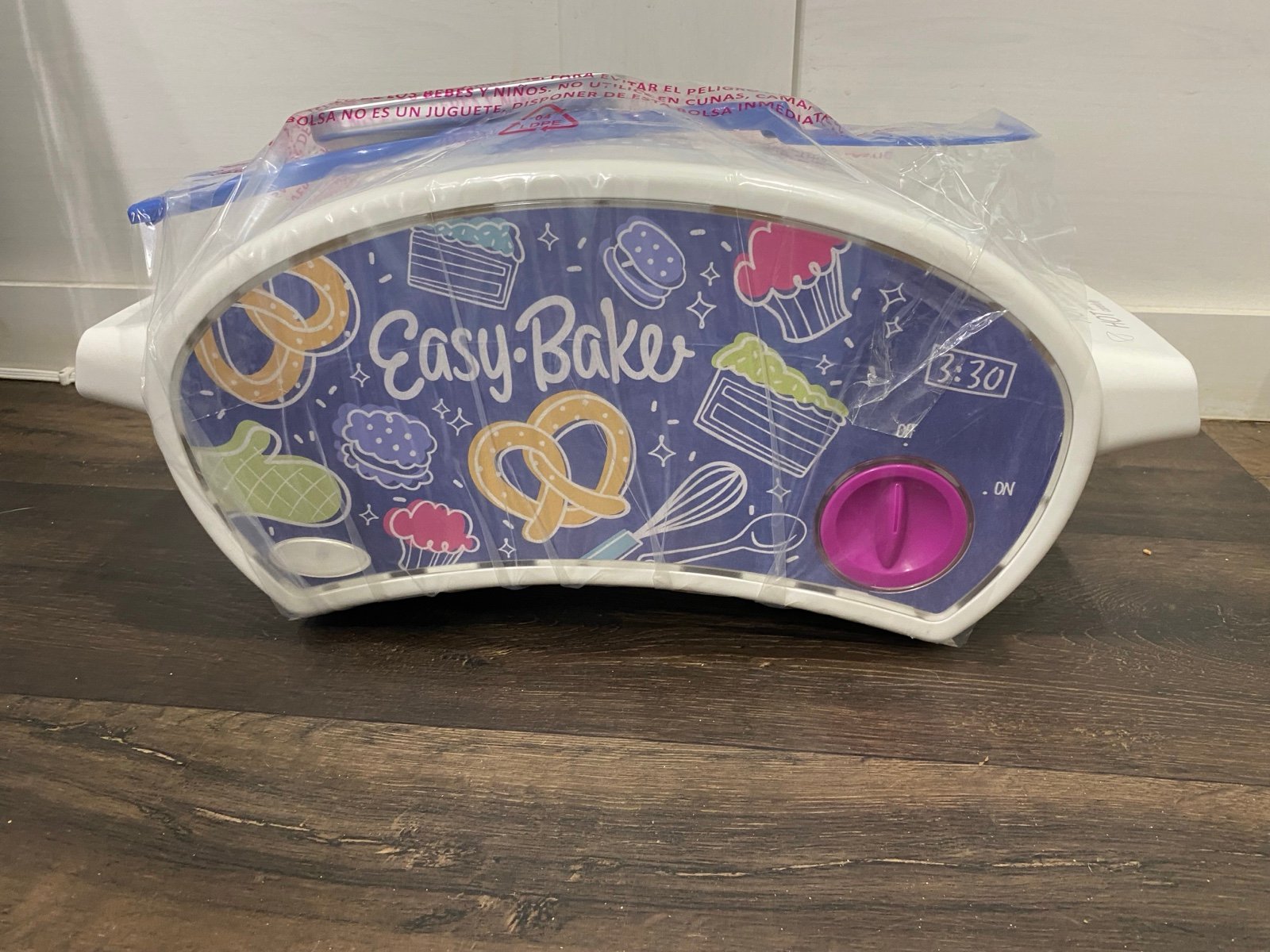 EasyBake Ultimate Oven