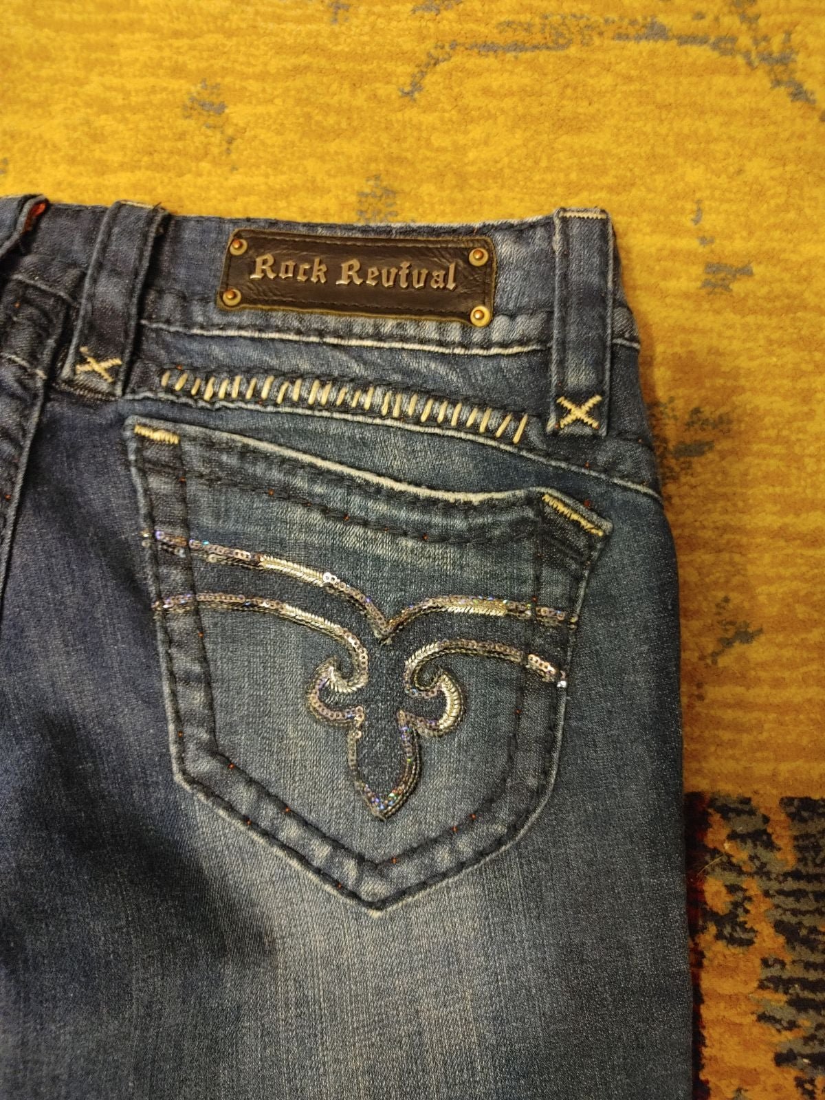 Ladies Rock Revival Jeans Size 30x32