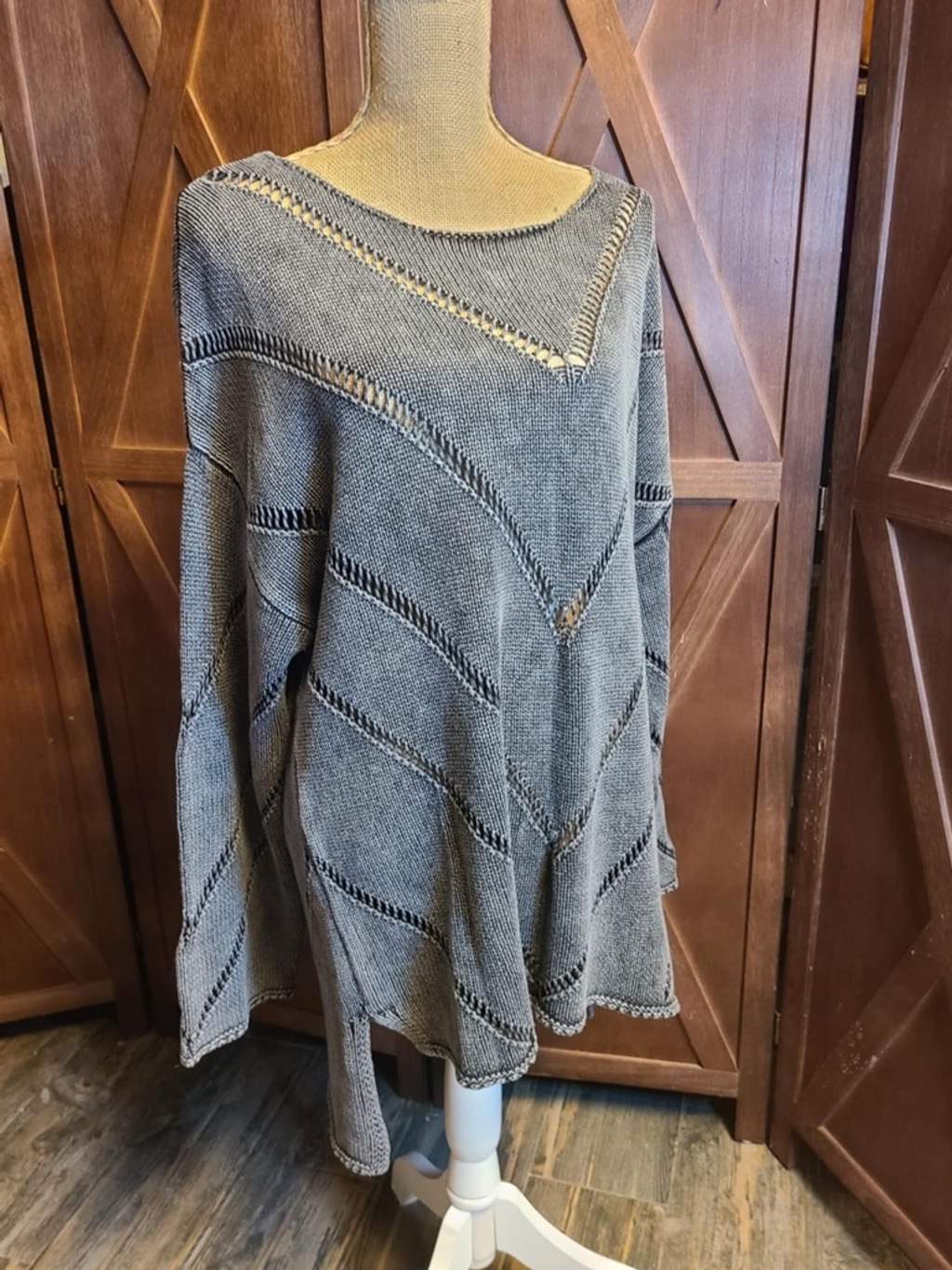 Women's BKE Gray Knit Sweater Size XL