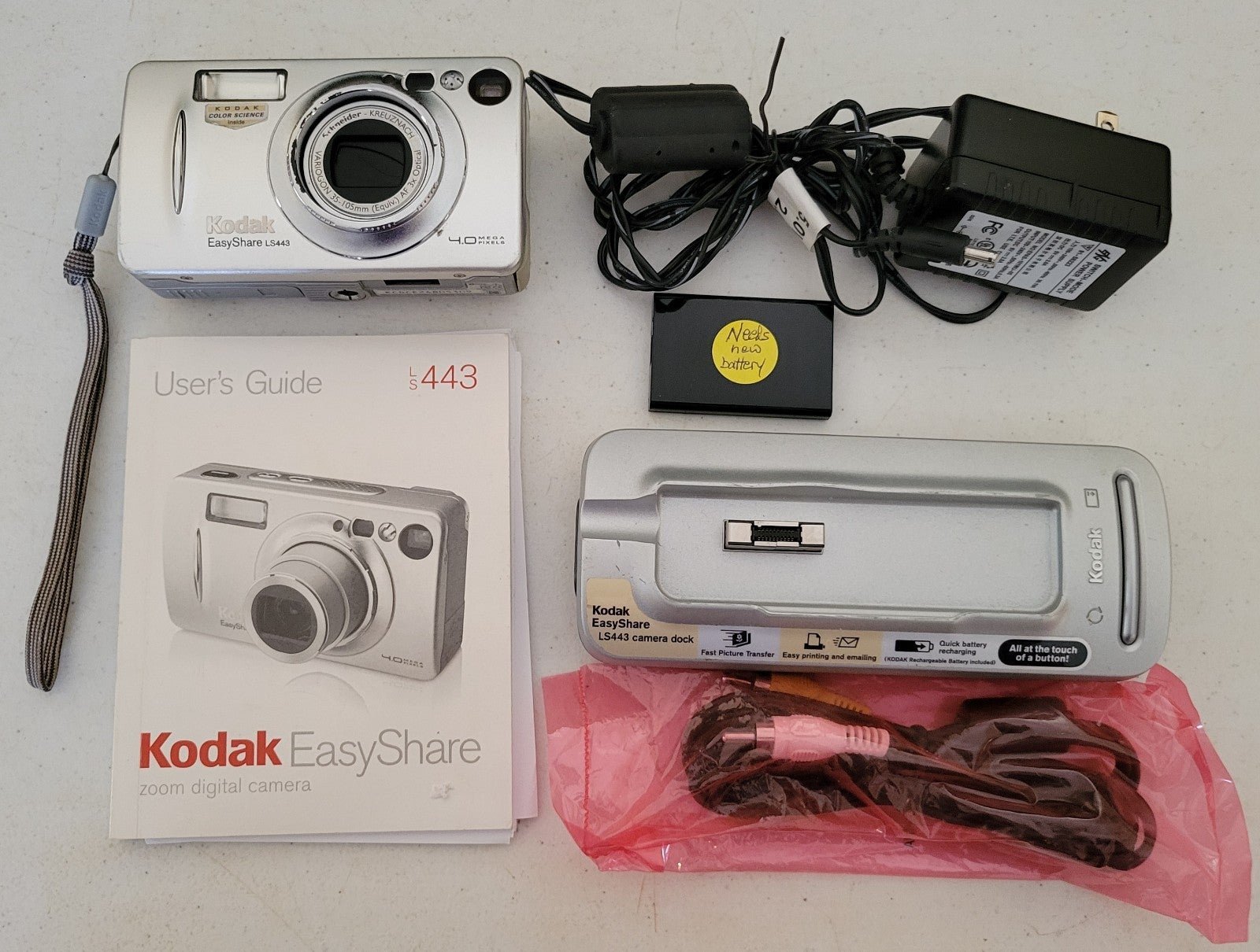 Kodak LS443 Dogital Camera + Easy Share Travel Kit