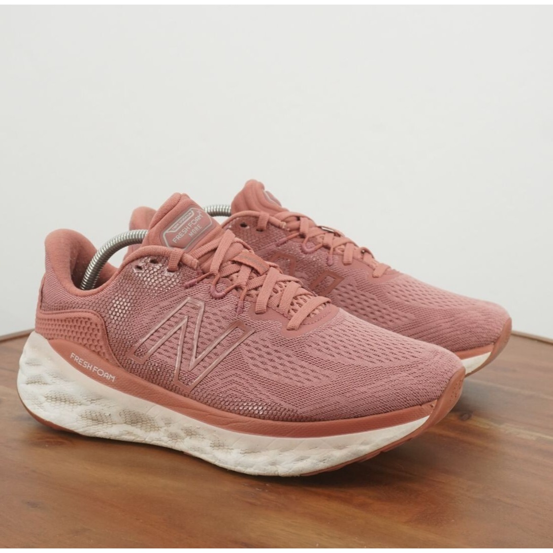 New Balance Womens Fresh Foam More V3 Running Shoes Mauve Pink Size 11D