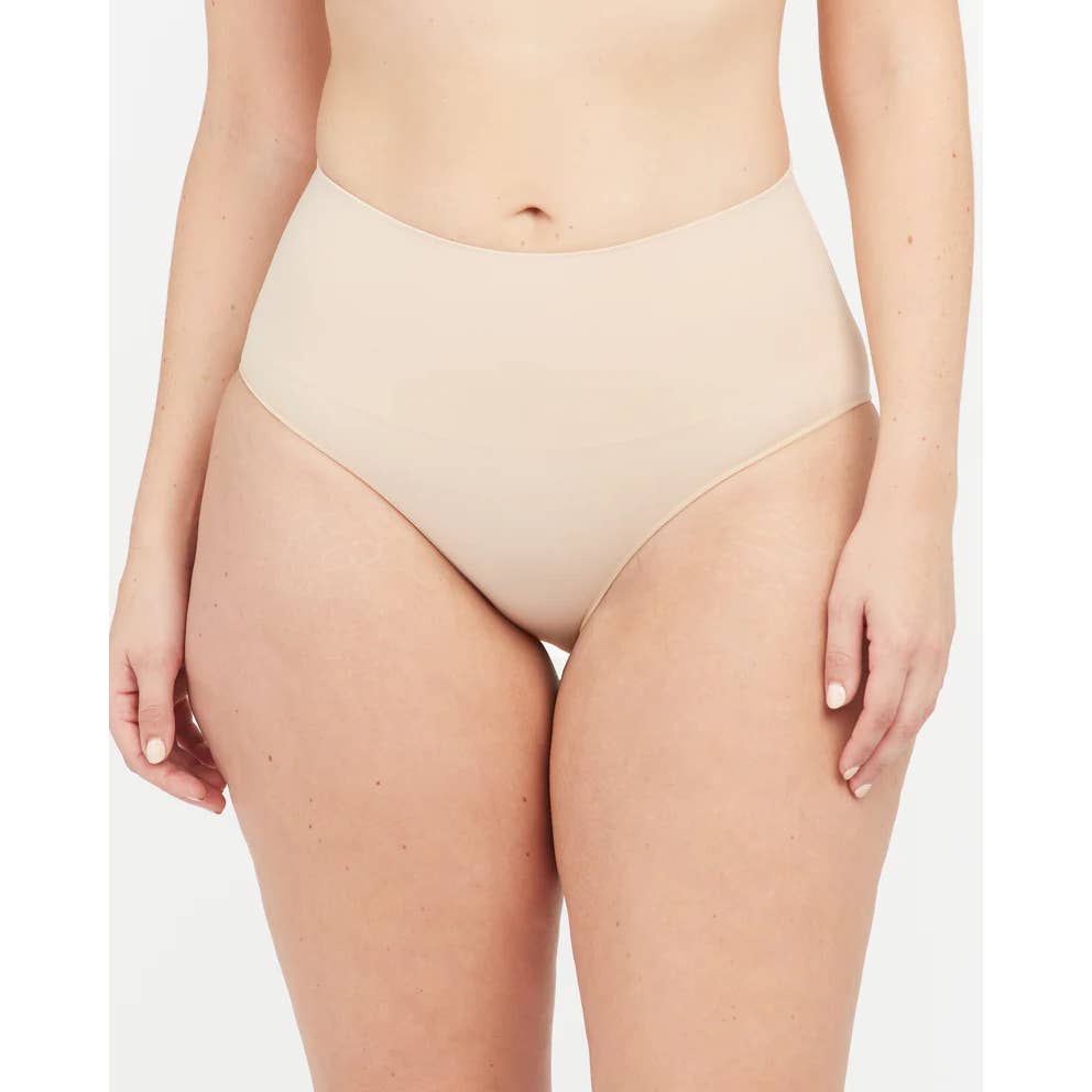 Spanx Soft Nude Everyday Shaping Brief Size L NWOT