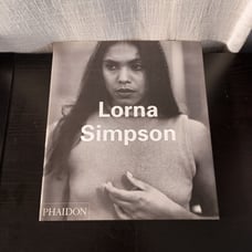 Lorna Simpson by Kellie Jones (2002 Softcover) Phaidon Contemporary Artists
