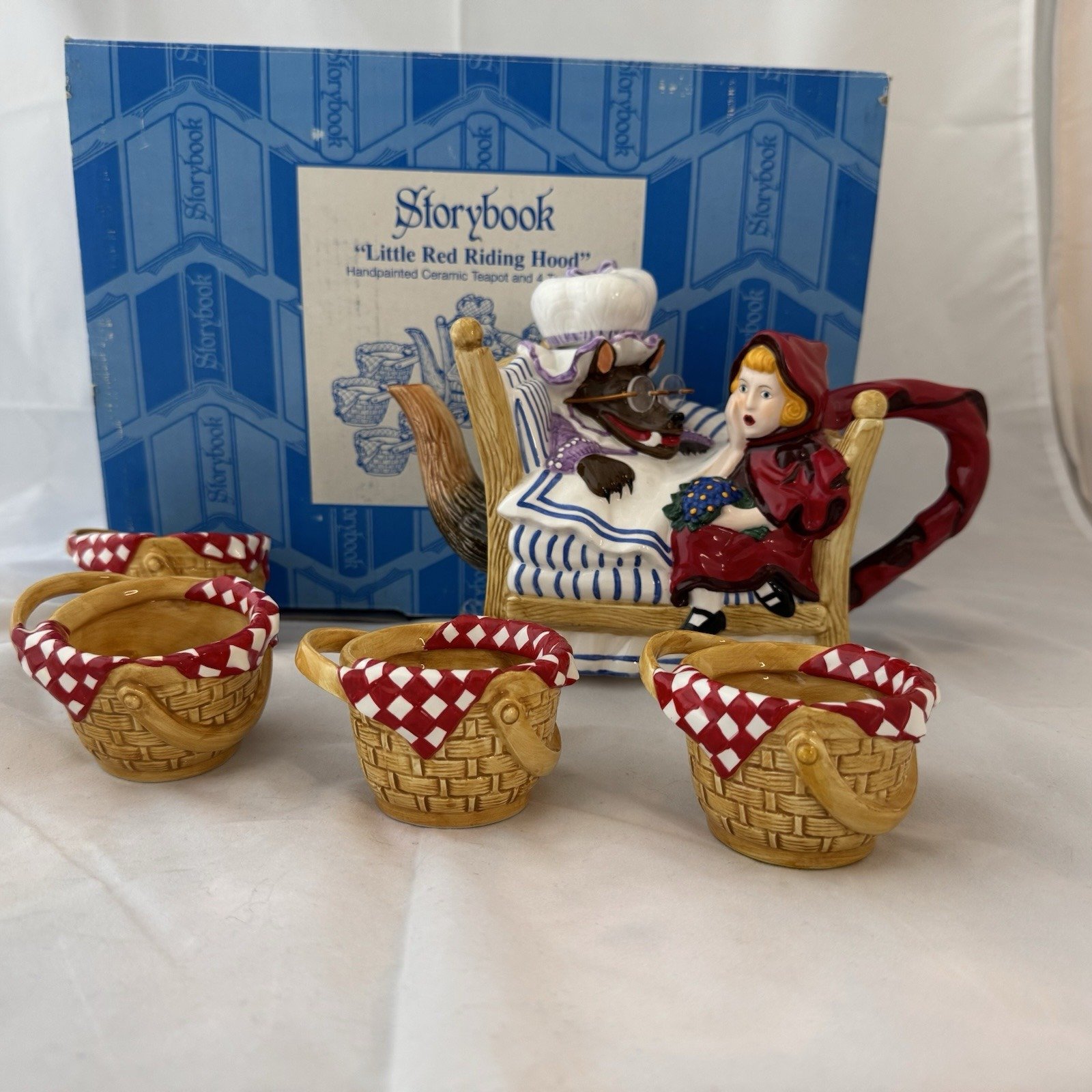 Department 56 Storybook Little Red Riding Hood Teapot & Cups Perfect In Box