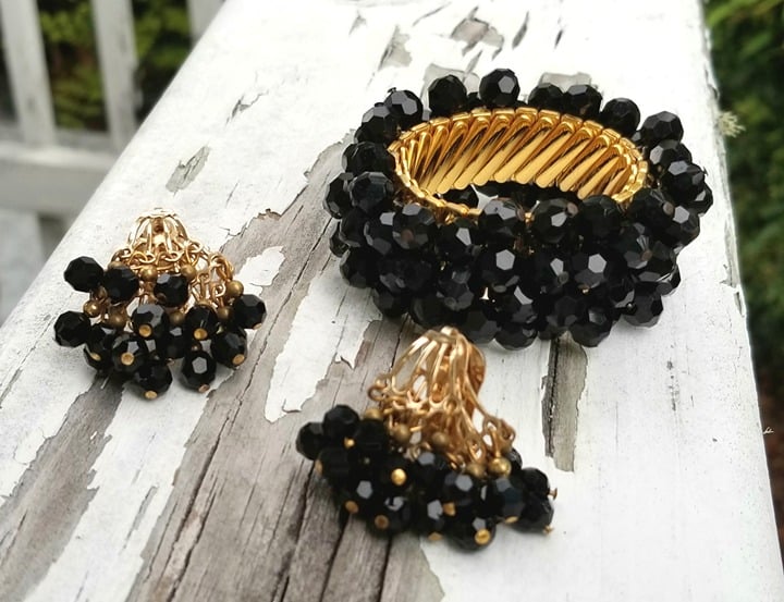 Cha Cha Bracelet & Earrings Black Beads Vintage Expansion Bracelet