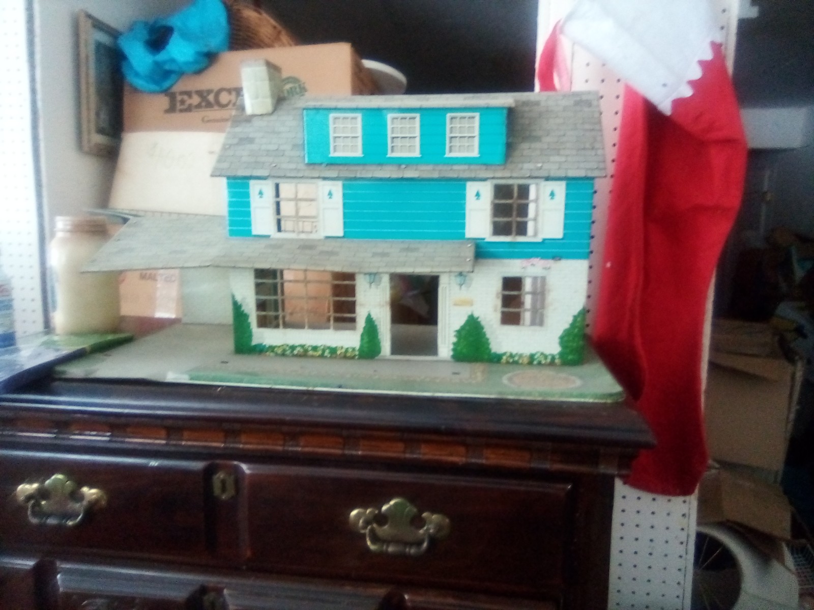 antique dollhouse