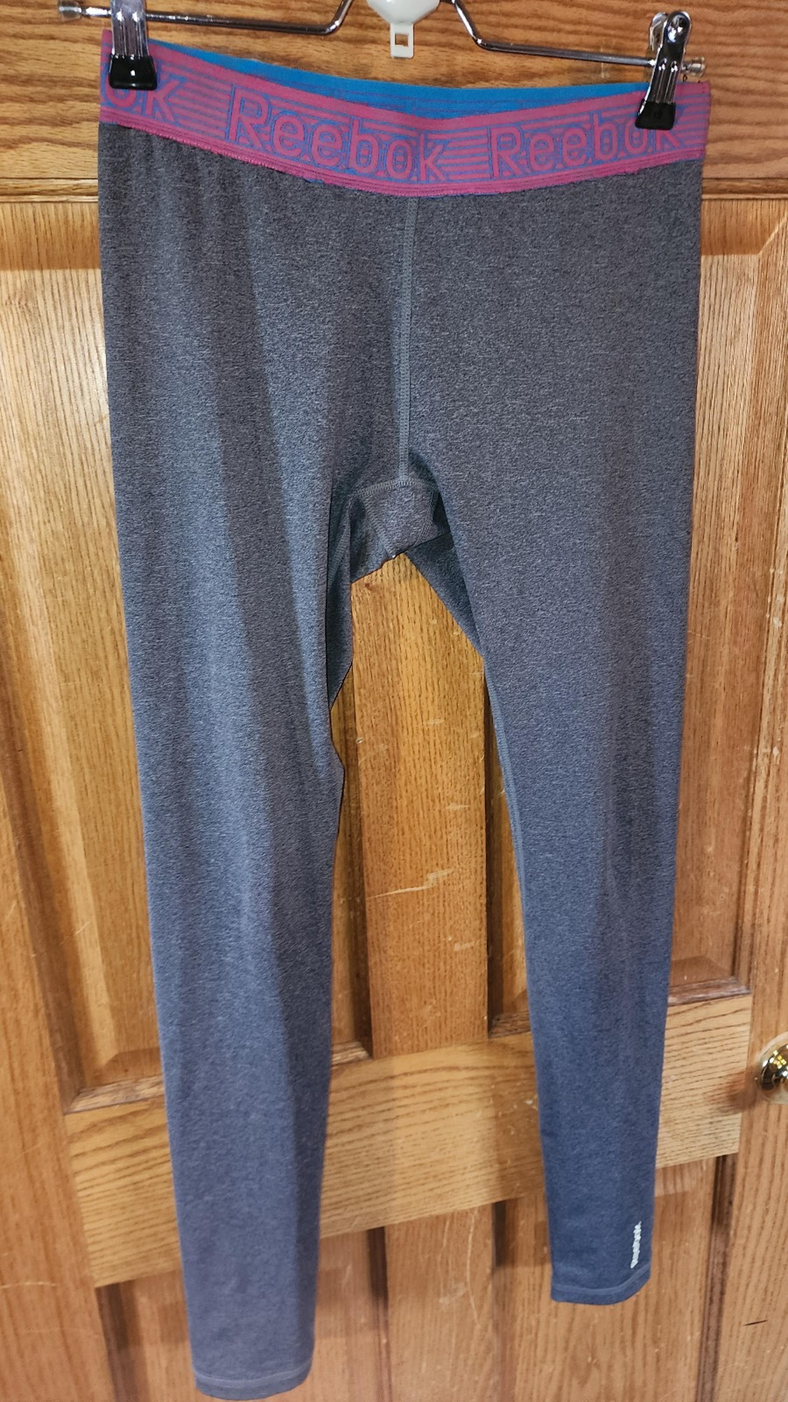 Reebok Activewear Leggings Womens   Gray With Pink Logo Band Great Condition S