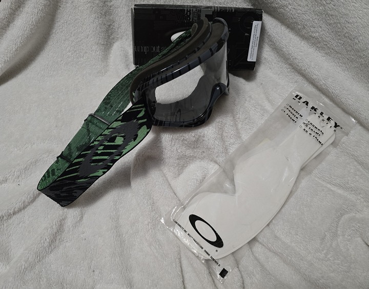 Oakley O Frame MX Goggles.