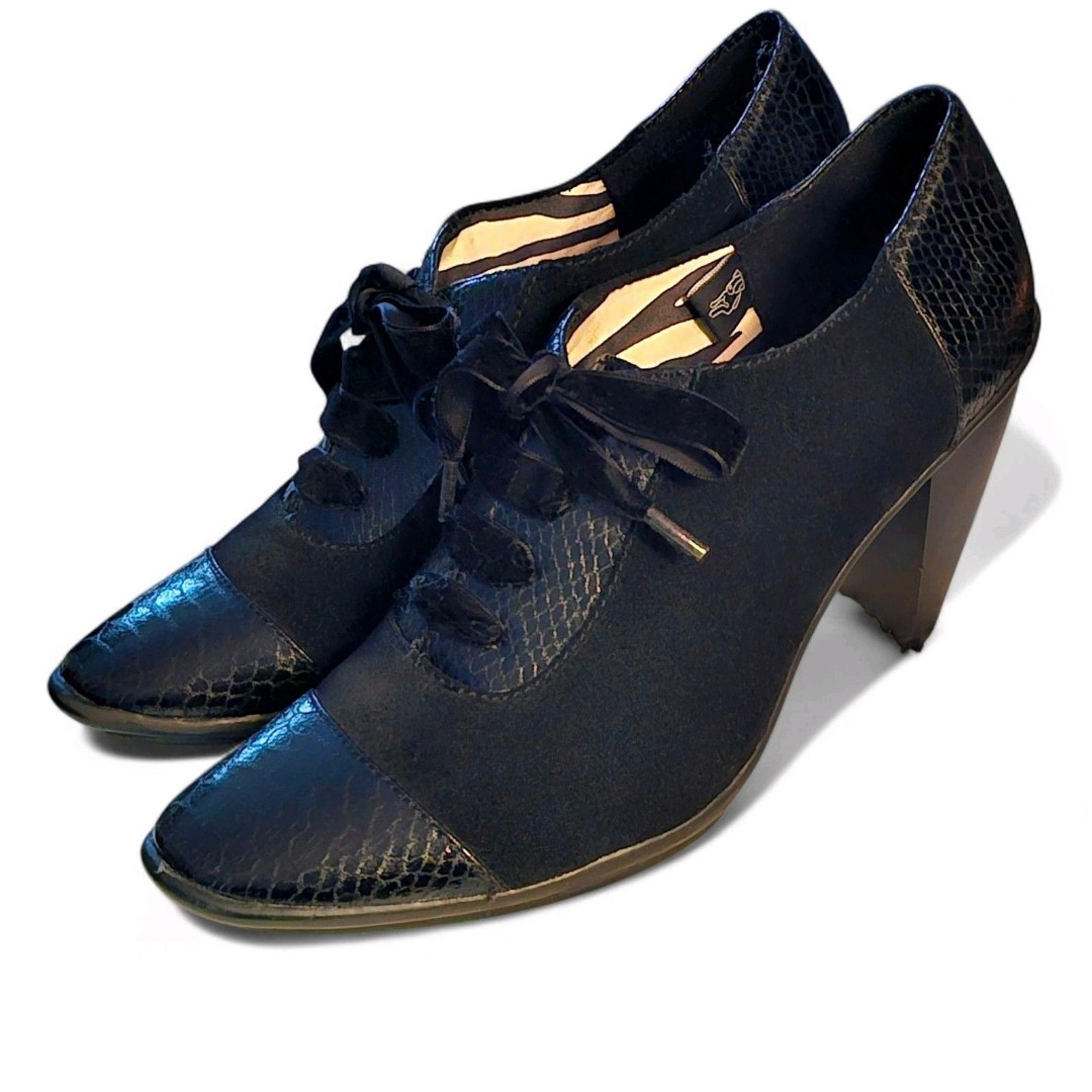 Libby Edelman Black Lace Booties Croc Print Cap Toe Shoes Heels Womens Sz 8.5M