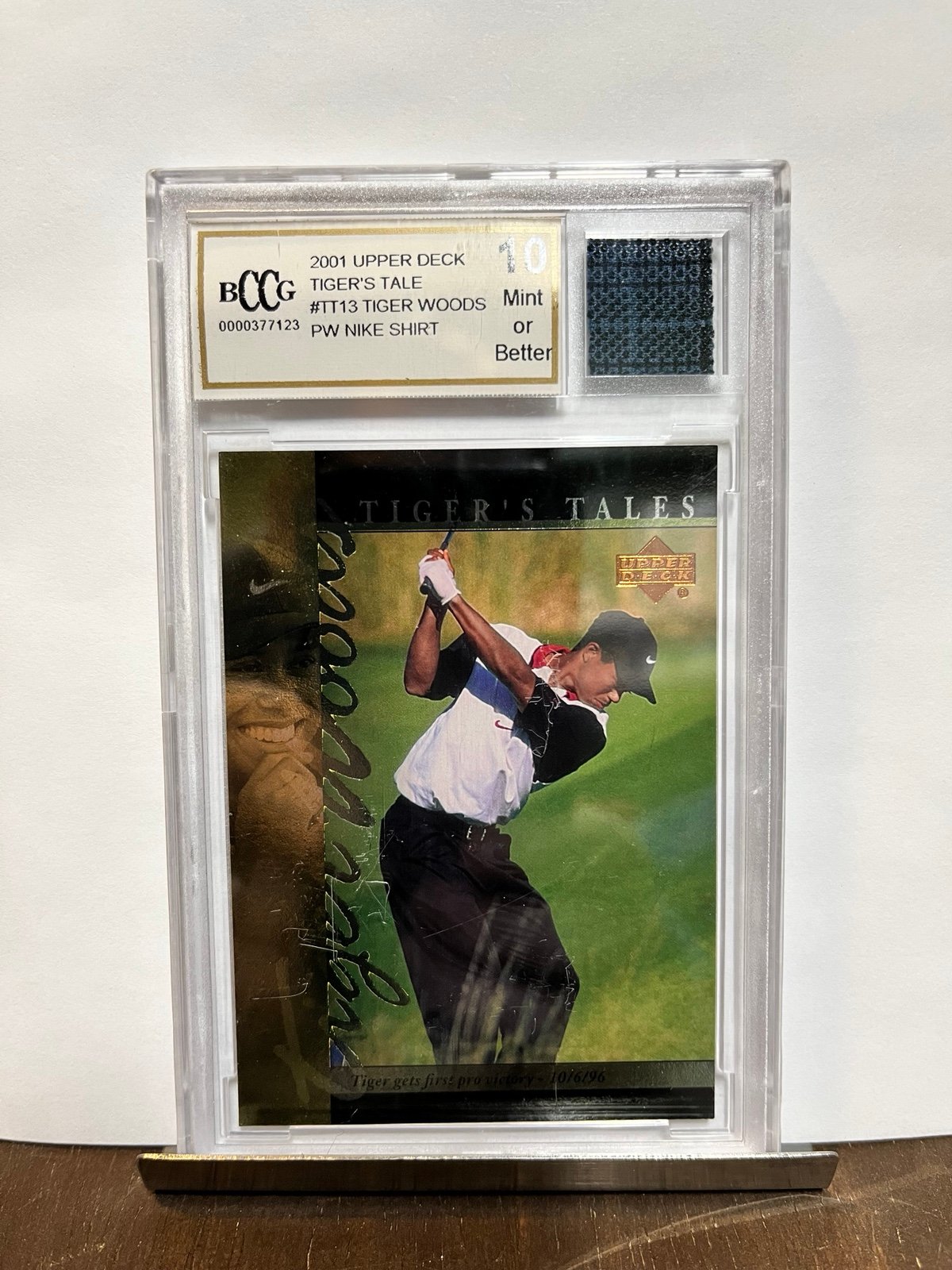 2001 Upper Deck Tiger’s Tale #TT13 PW Nike Shirt (BCCG 10)