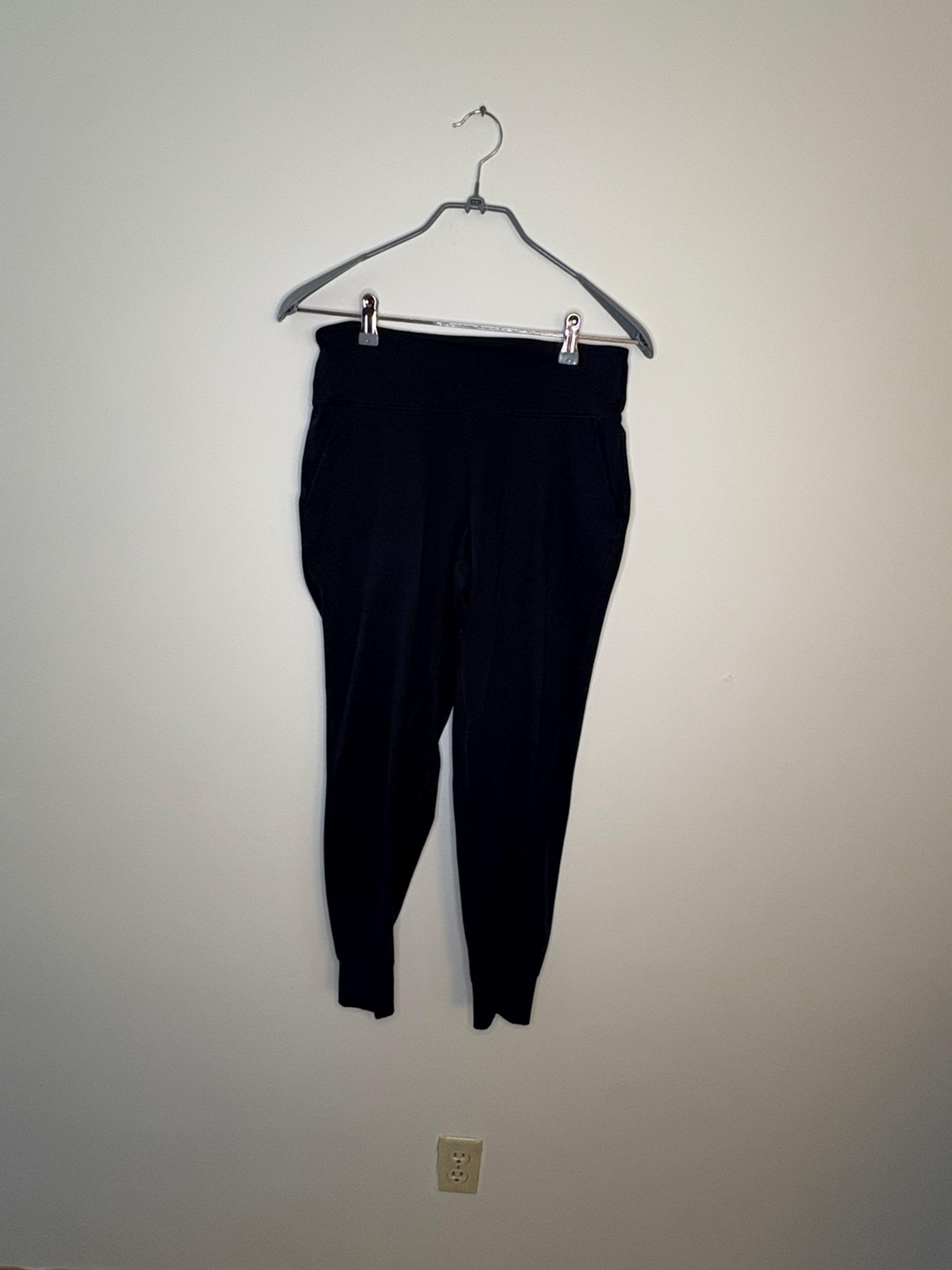 Prana women’s medium black leggings jogger style with front pockets