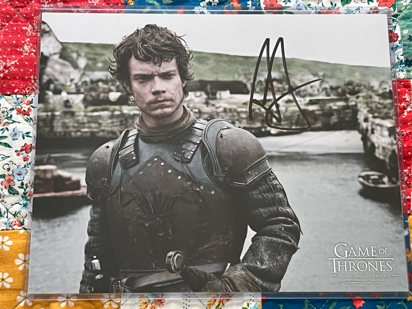 Theon Greyjoy (Alfie Allen) Signed 8x10 Photo