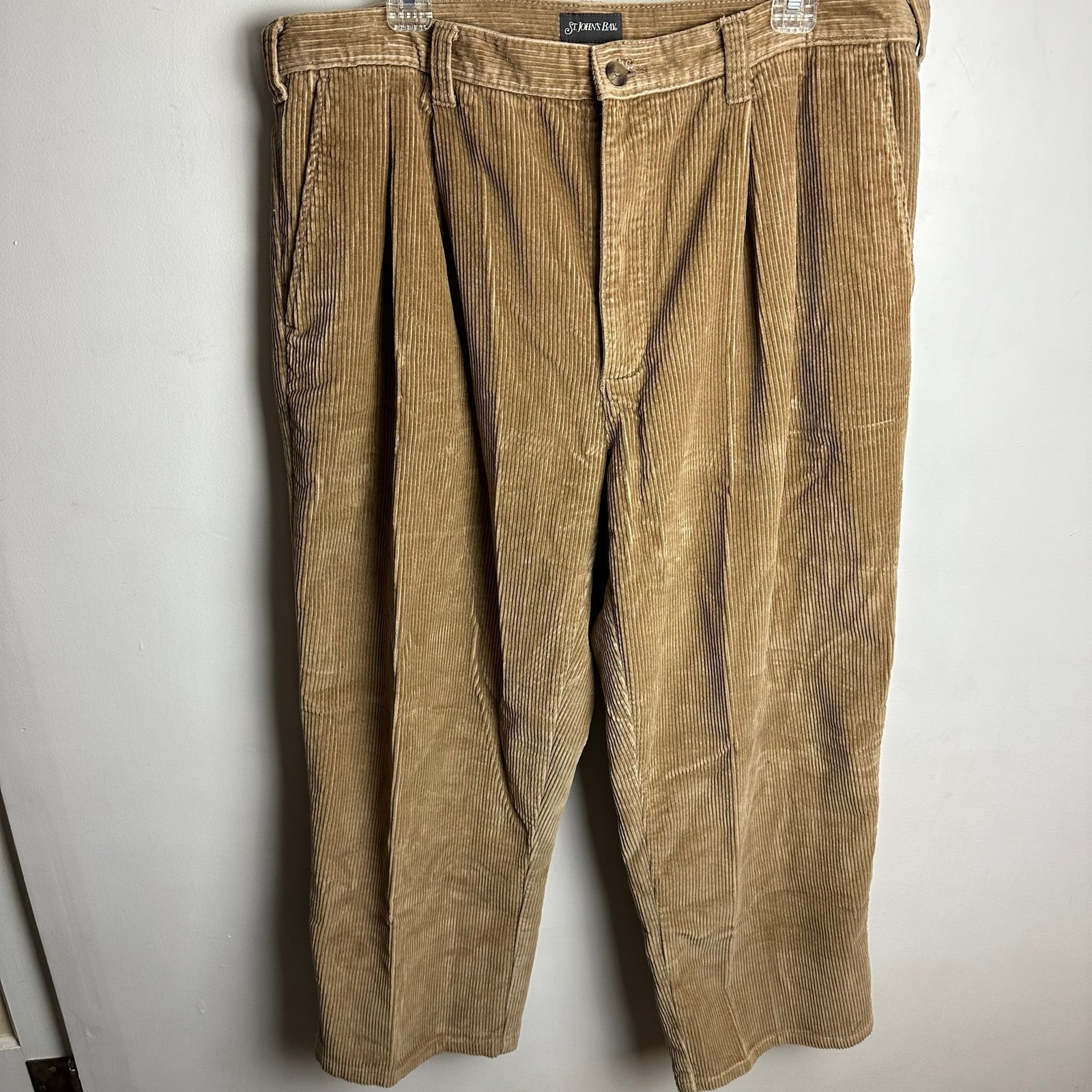 Vintage 90s Corduroy Wide Leg Pants Men's Size 40 x 32 (ACTUAL LENGTH 26 ) Chunk