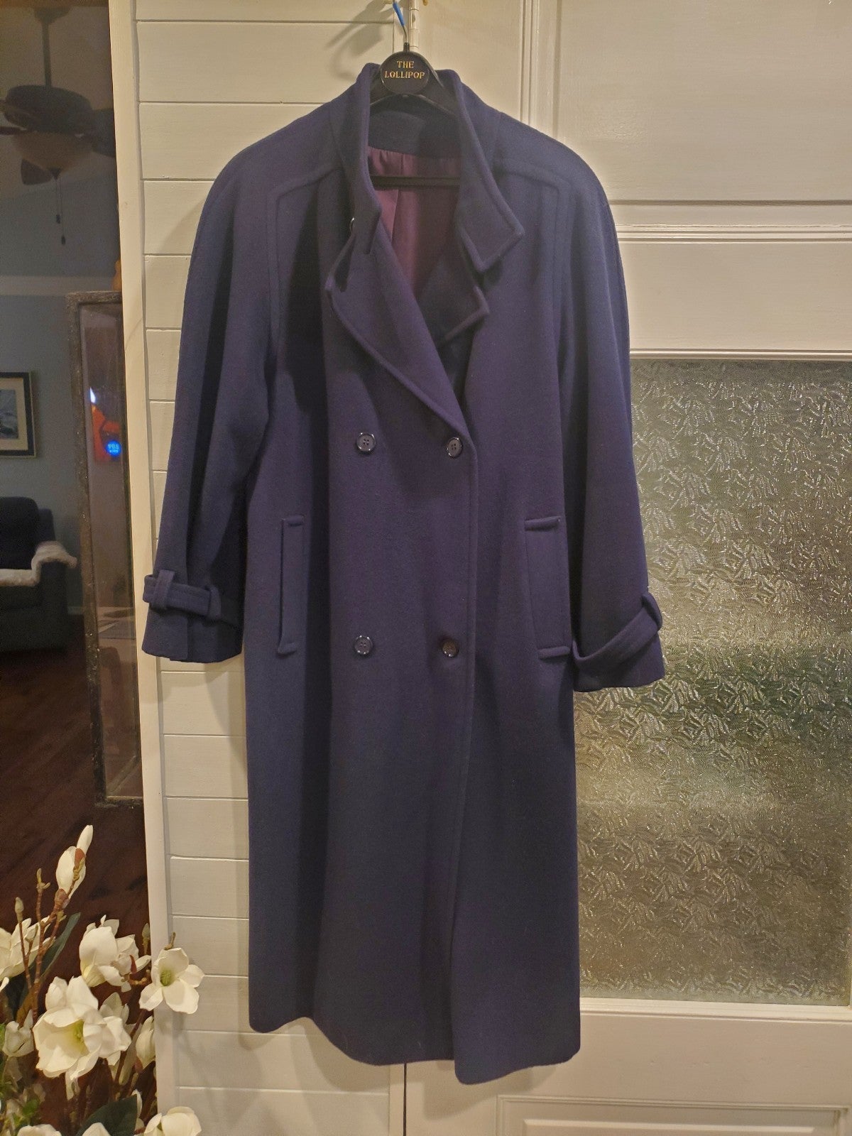 Vintage 1980 s Del Costa Women's Wool Navy Blue W/Purple Tint Winter coat