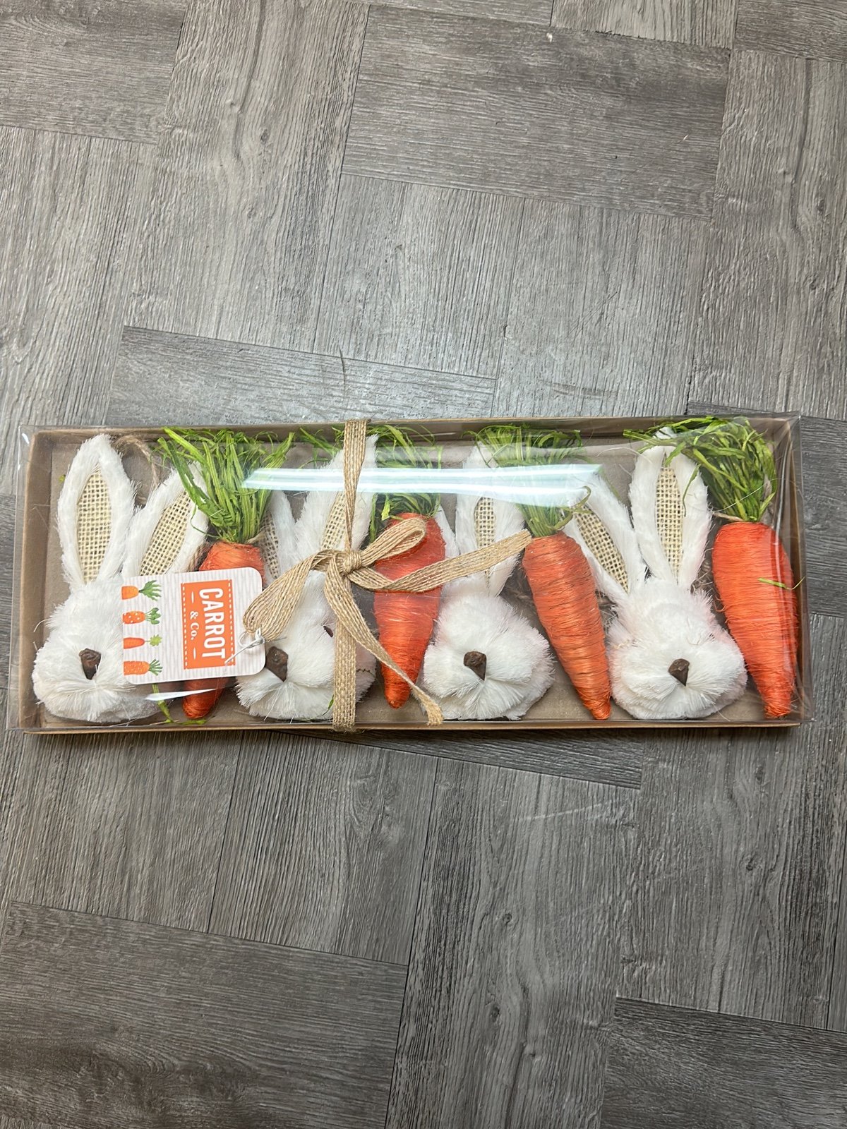 Easter bunny carrot garland