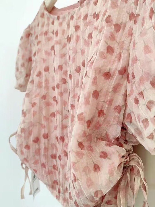 Summer bubble sleeve pleated sweet age-reducing floral top