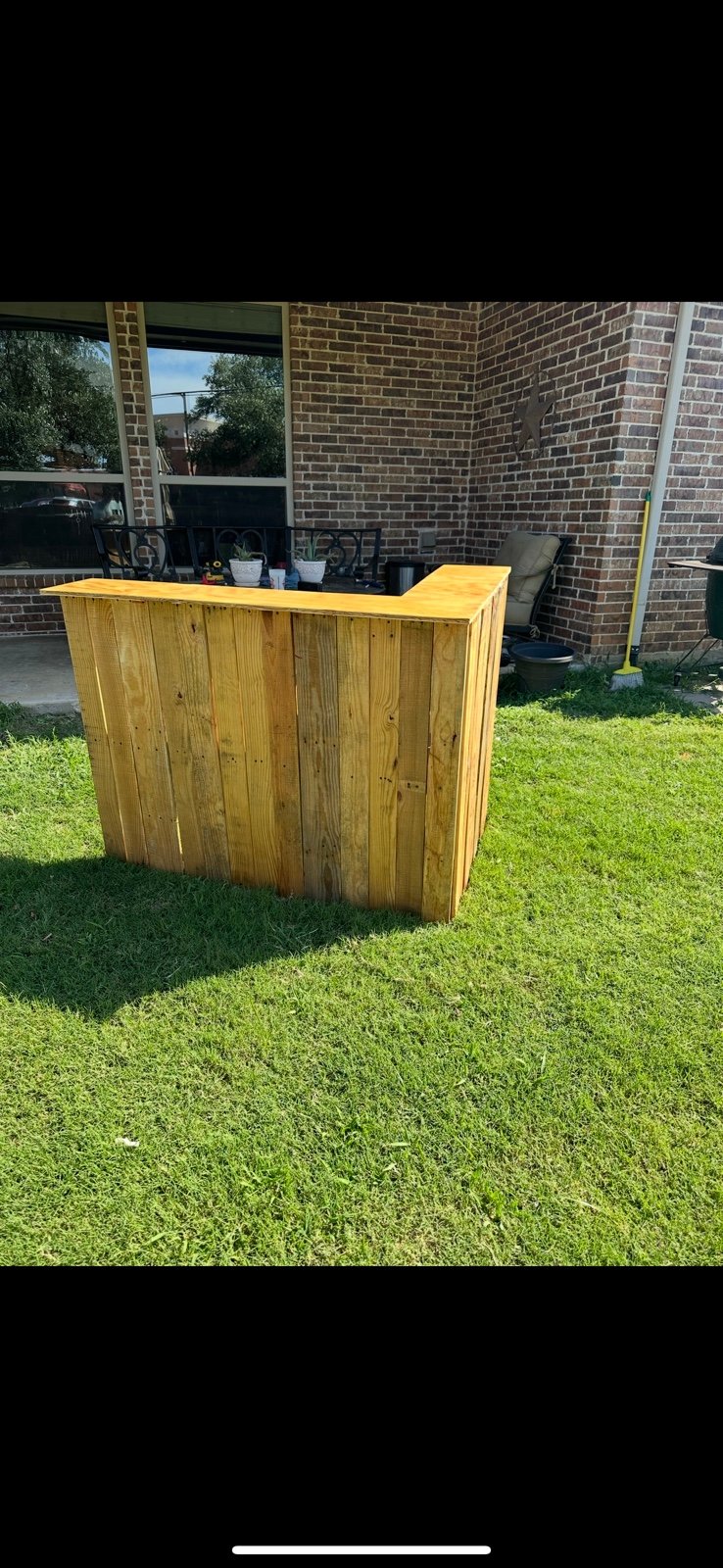 Wooden Bar