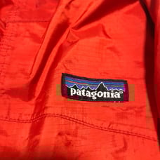 Patagonia raincoat for women size S