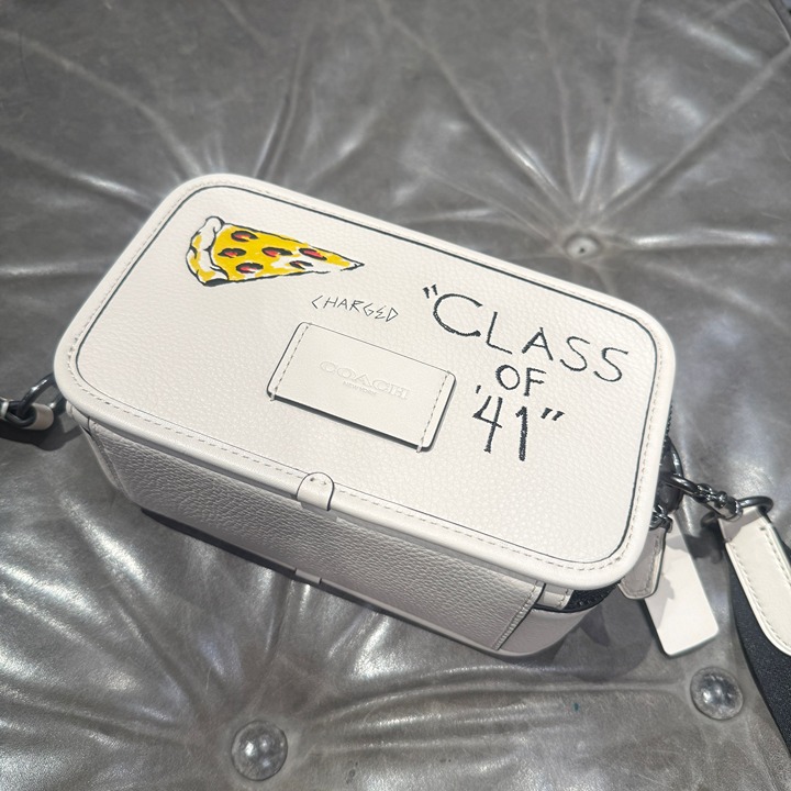 coach Wyatt Crossbody Bag With Sketch Print caj36