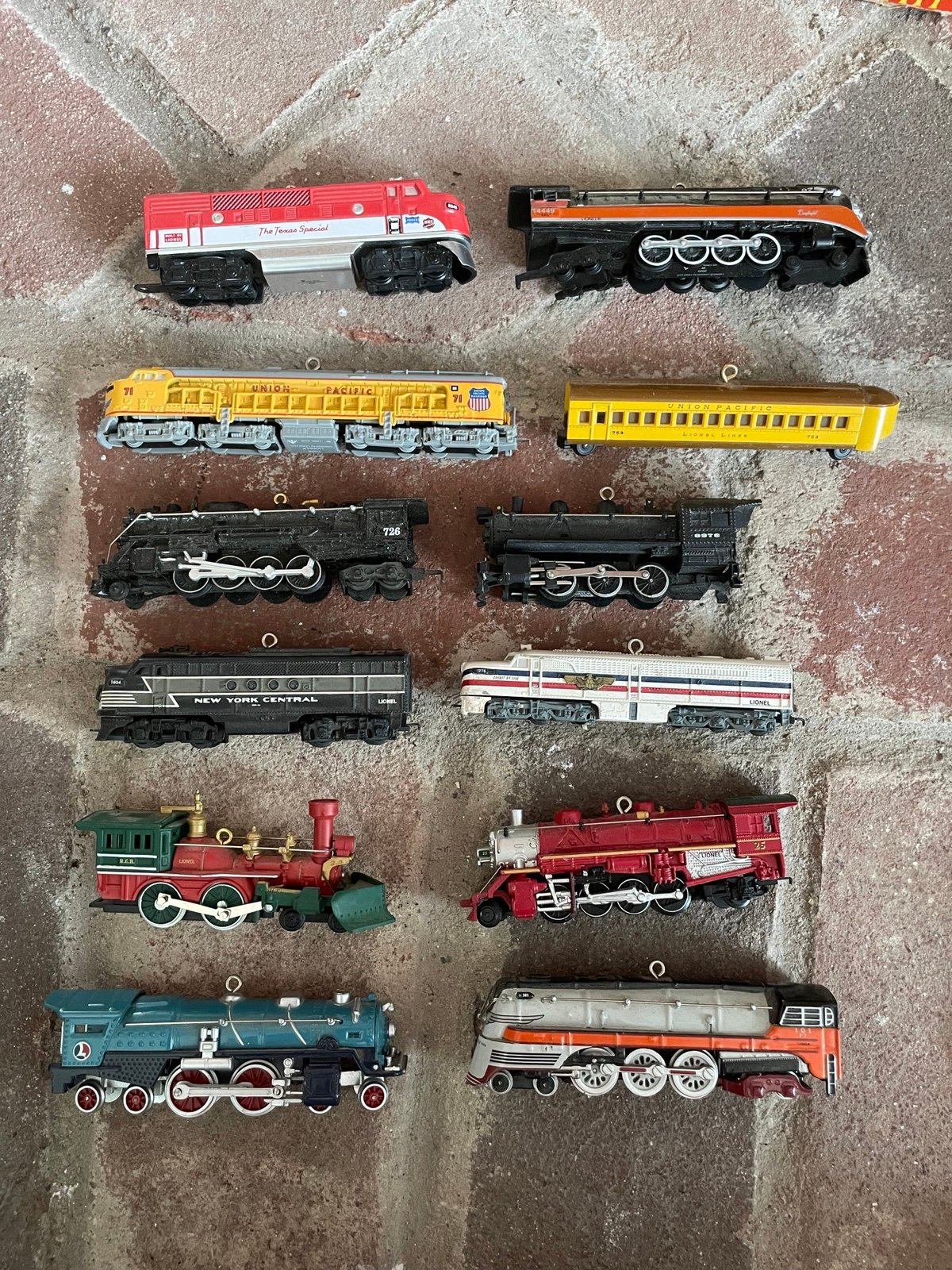 Lionel hallmark die cast ornament Trains