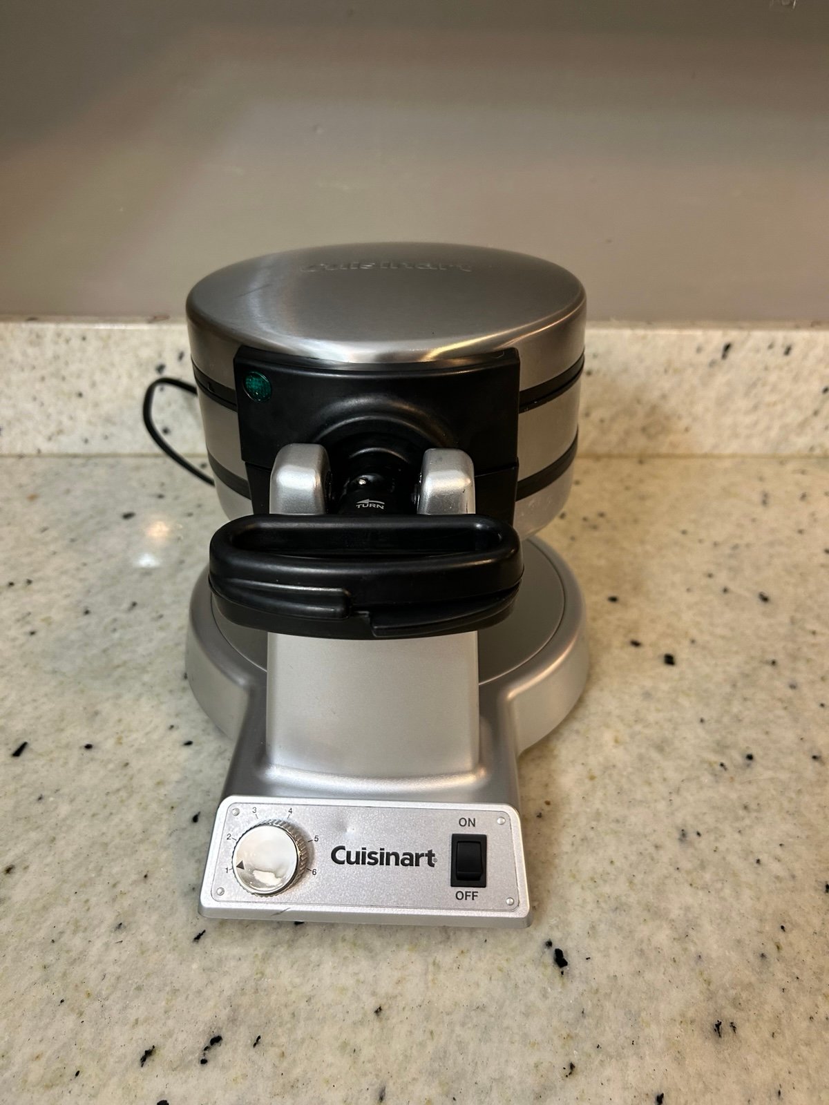 Cuisinart WAF-F20 Double Belgian Waffle Maker - Stainless Steel