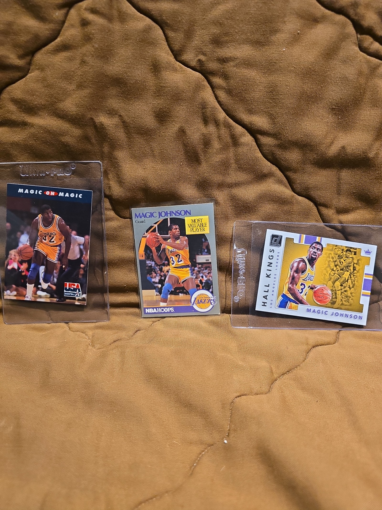 Lot 3 BASKETBALL CARDS