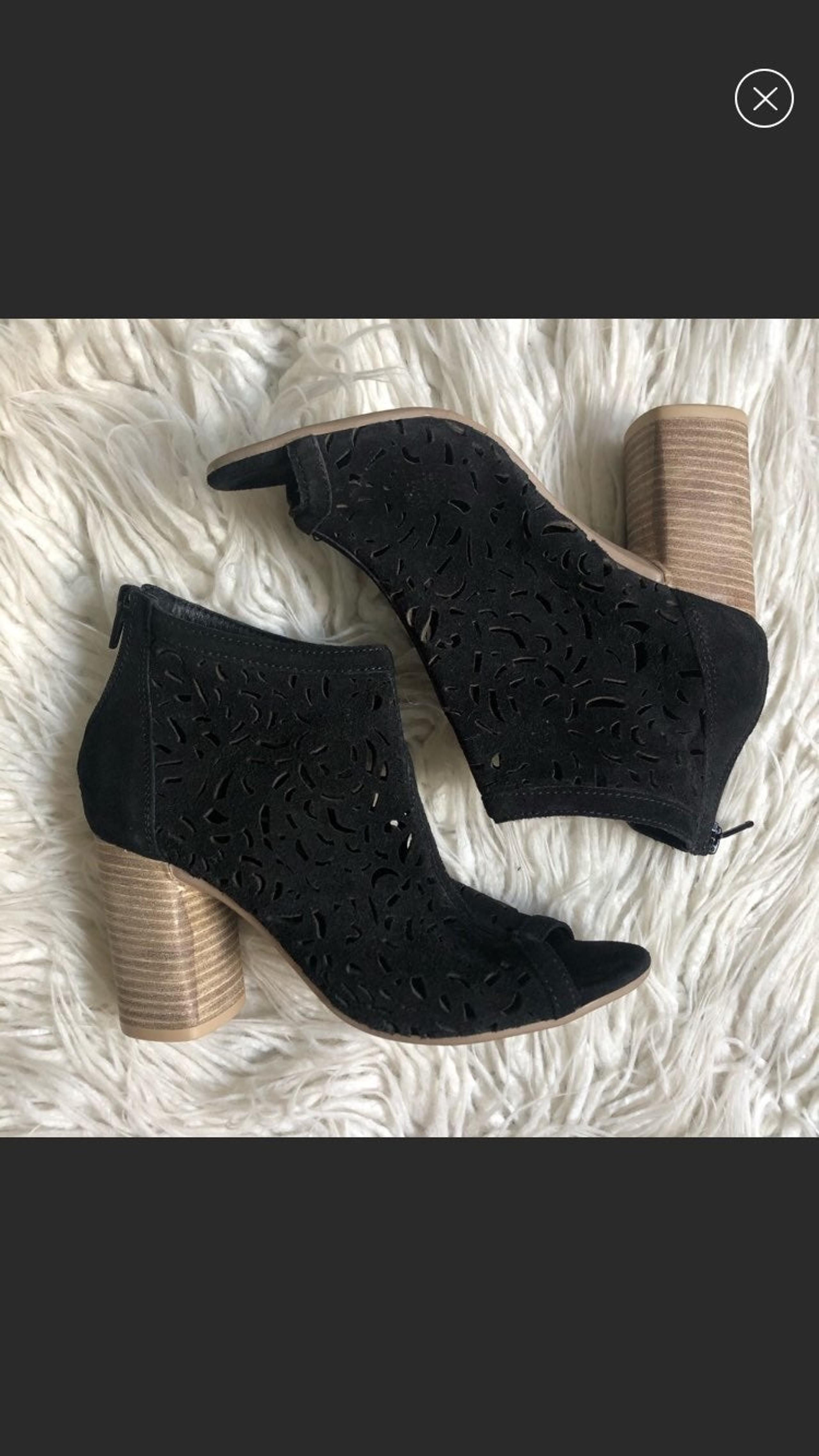 Anthro Morena Gabbrielli Floral Shooties