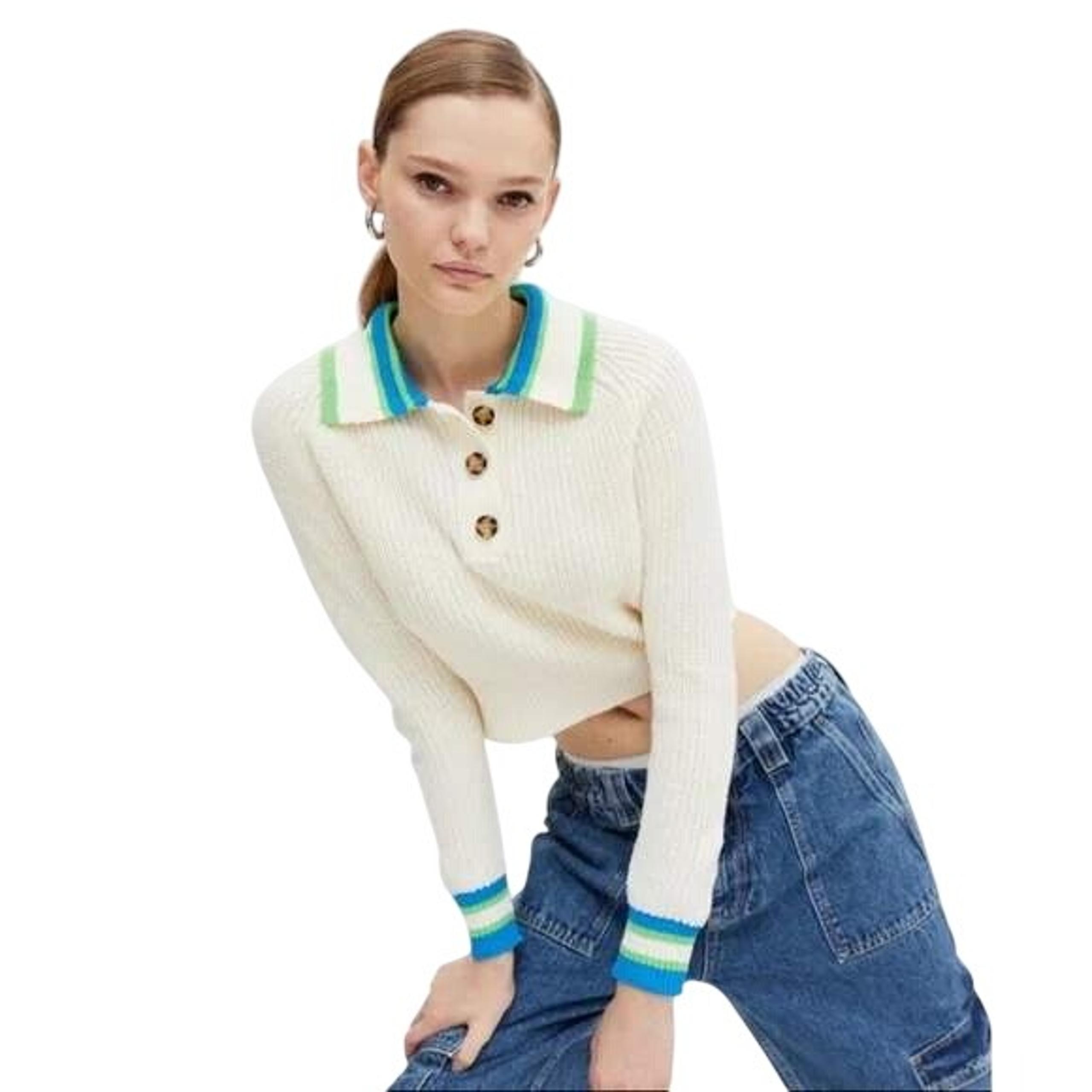 Urban Outfitters BDG Taylor Cropped Collared Sweater Knit Cream Blue Medium