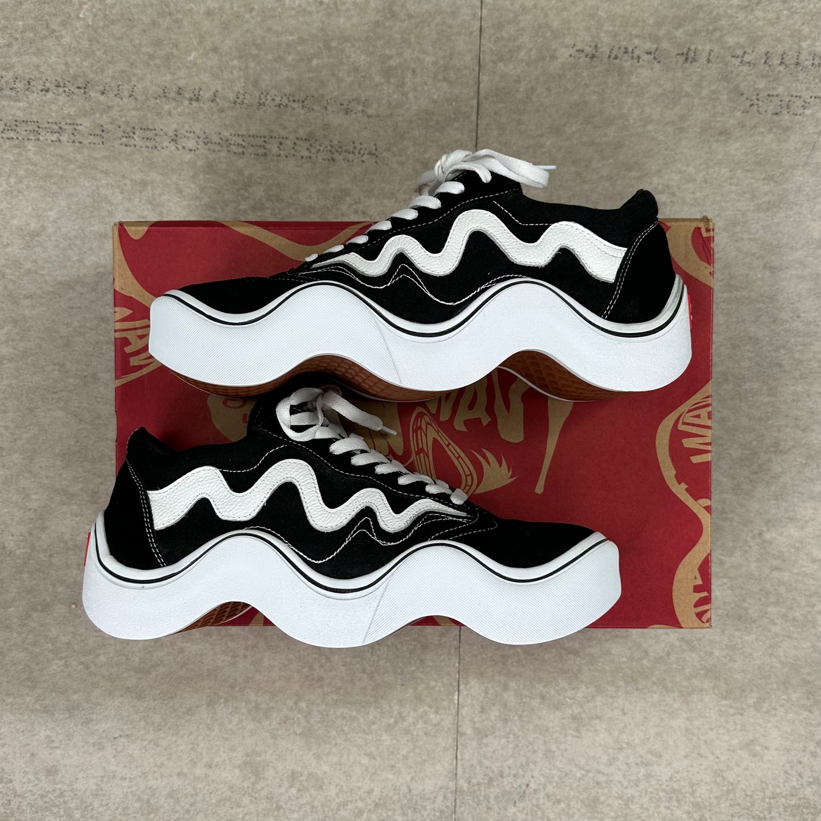 MSCHF Wavy Baby Skate Shoes Tyga Black White Mens 10