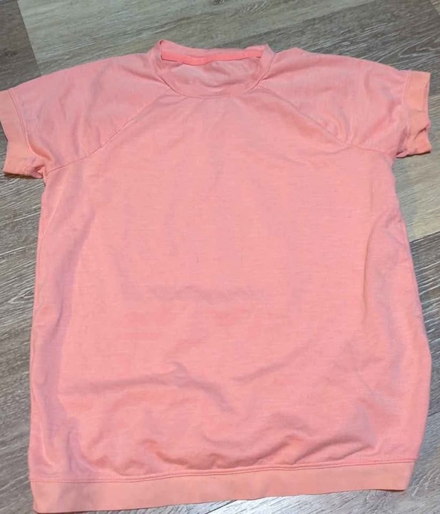 Athleta girl size 8/10 t-shirt
