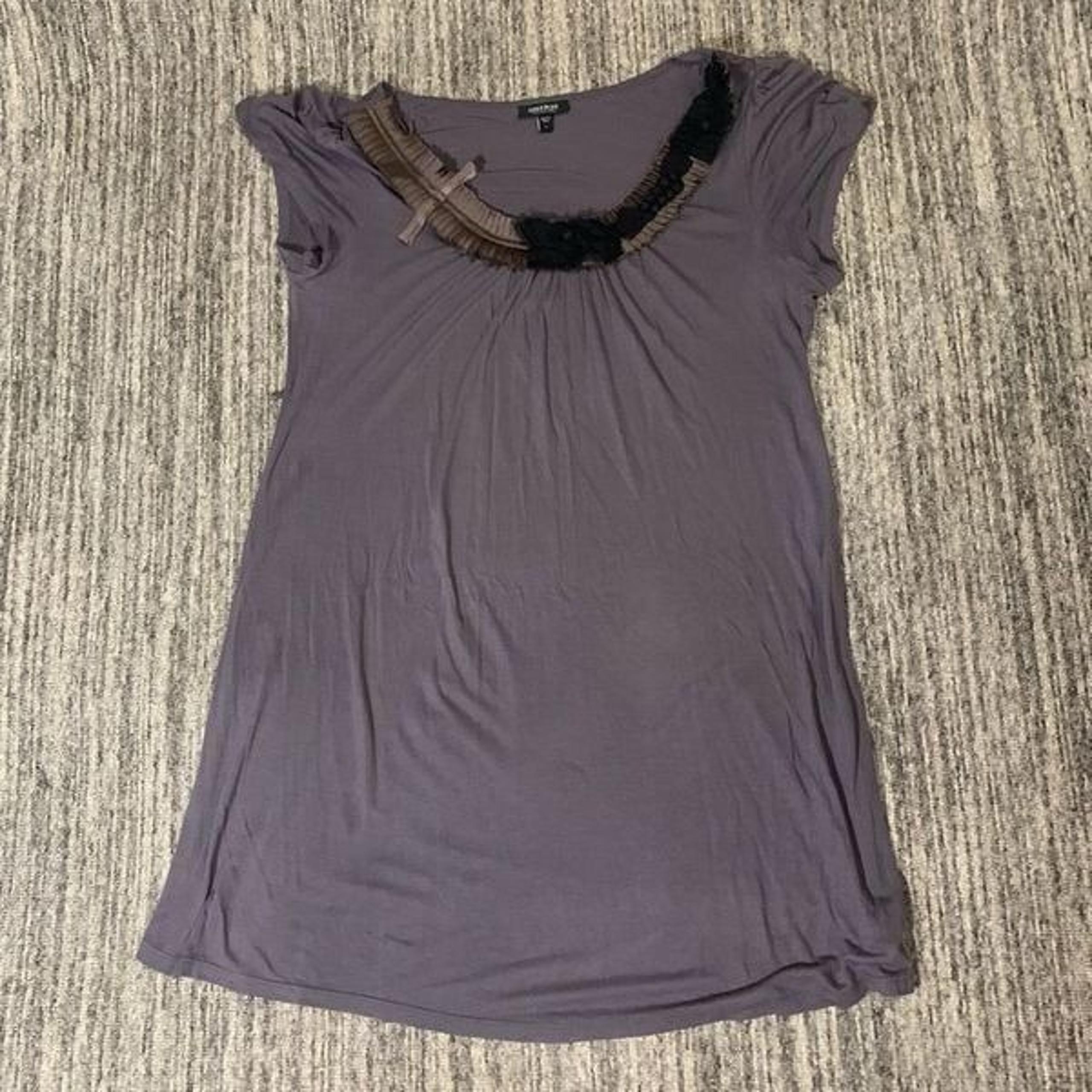 Collection Womens Size Large Pullover Top Taupe Ruffle Neck - A Pea In The Pod