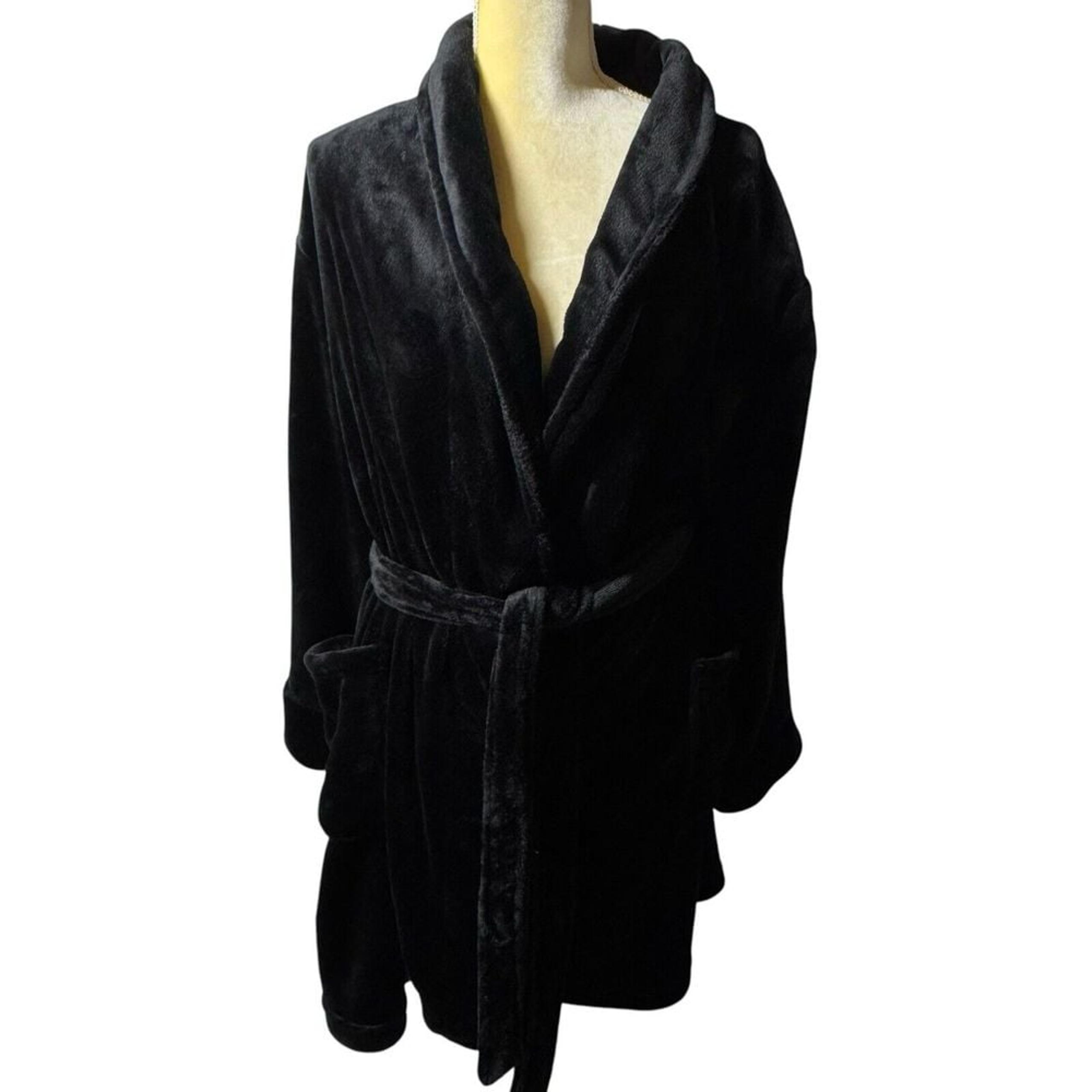 Soma Robe Women's Short Plush Black Robe Size: L/XL Cozy Soft