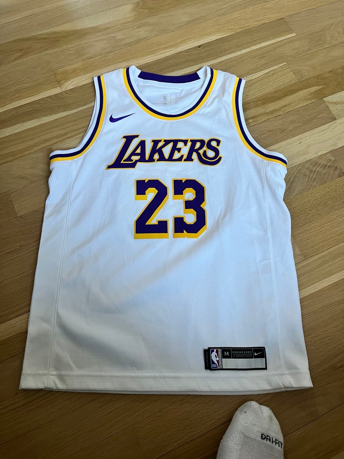 LeBron james jersey