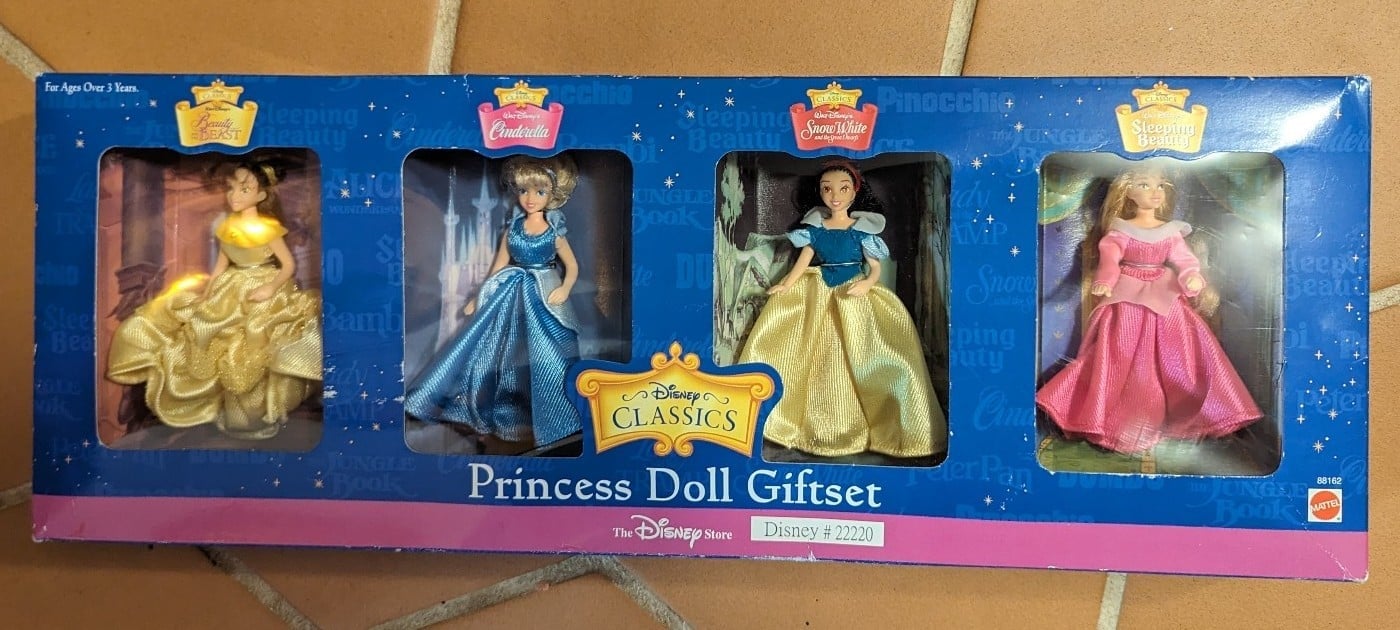 Vintage Disney princesses 2000 Doll Gift Set