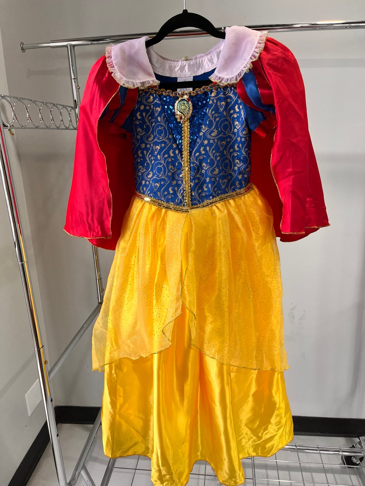Disney collection Snow White dress