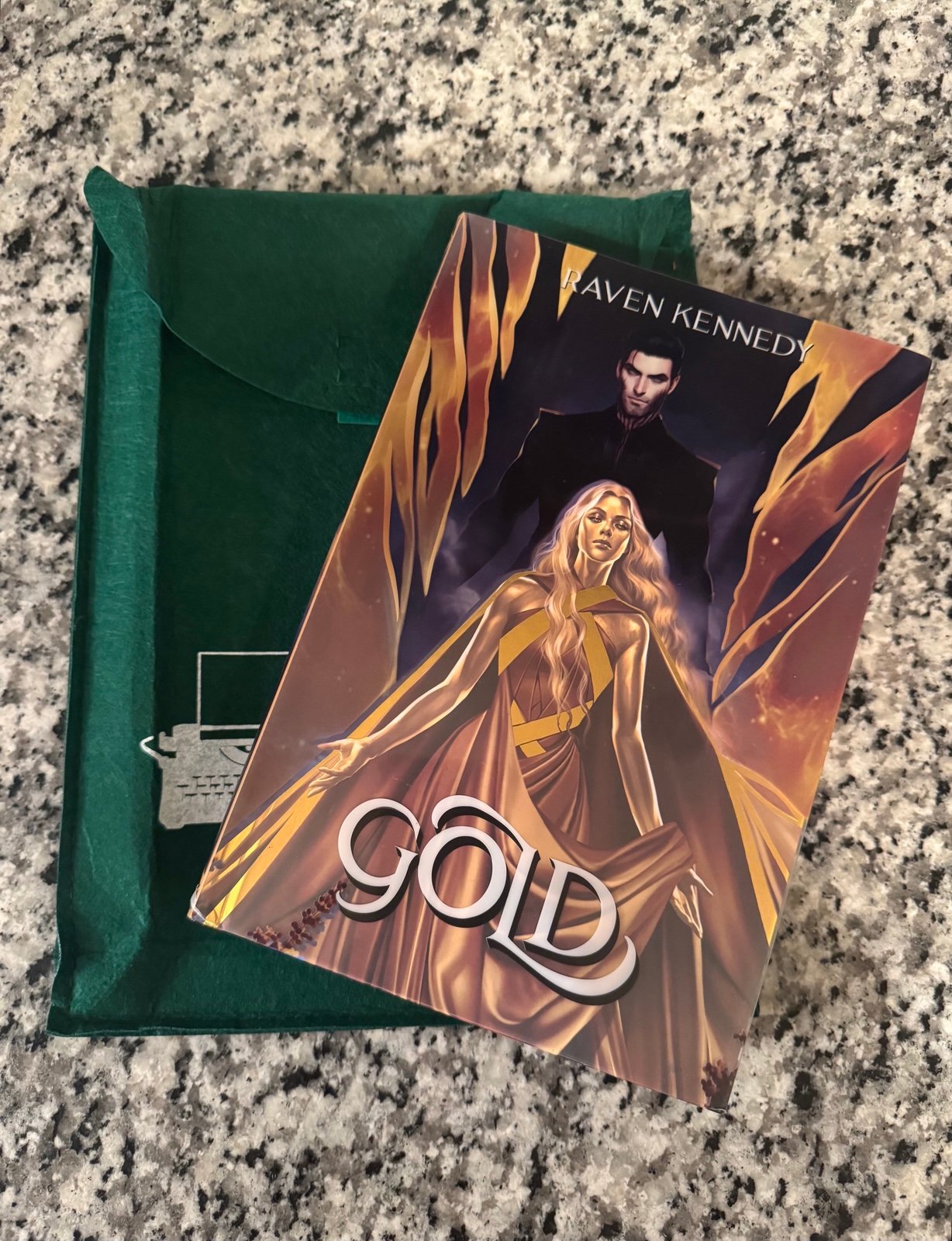✨Book #5 of the Plated Prisoner Series!✨
