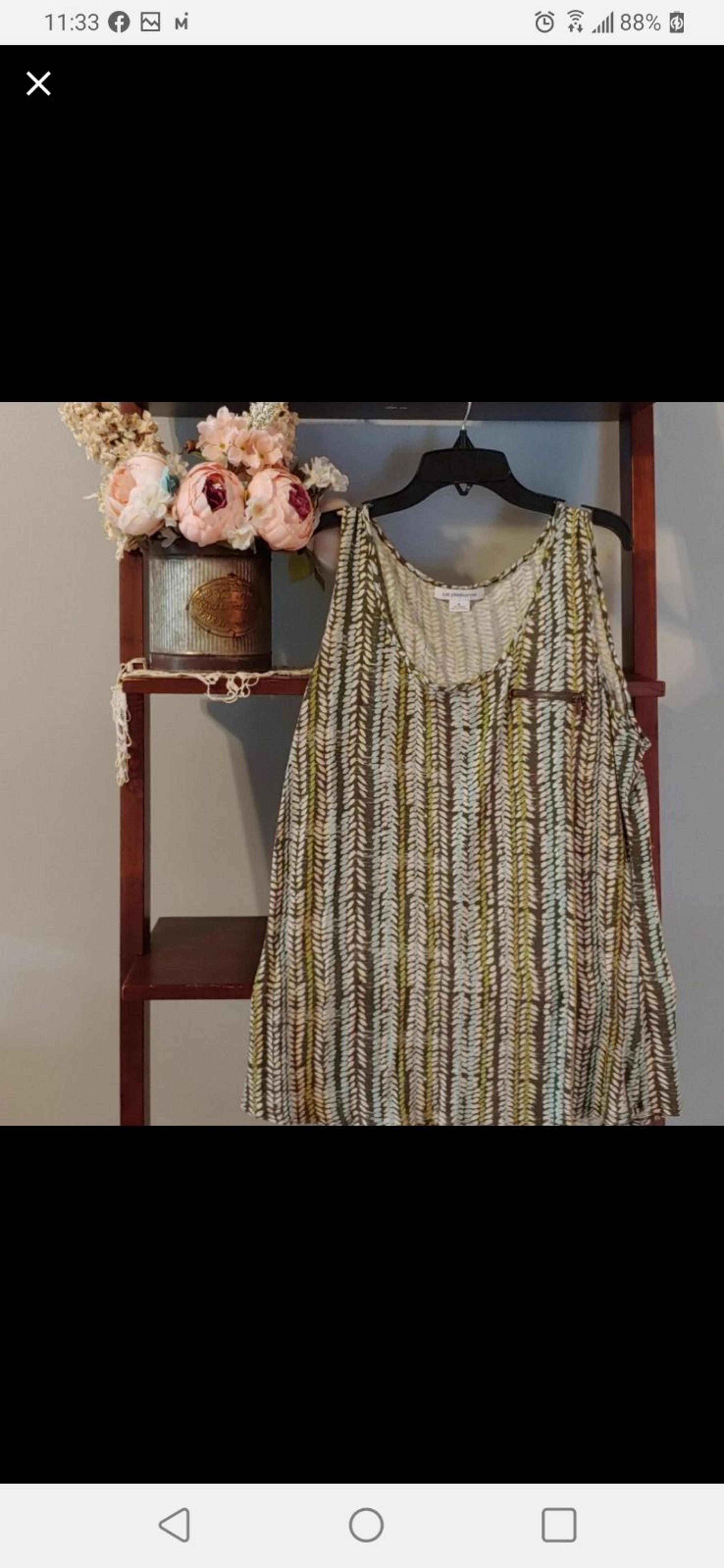 liz claiborne tank top