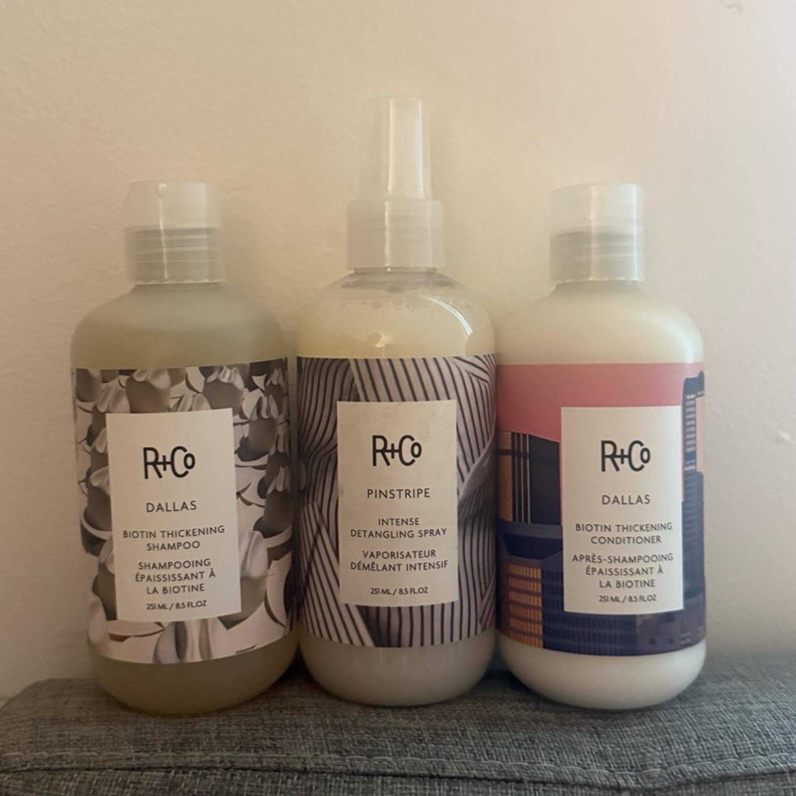 R+Co Dallas Thickening Shampoo & Conditioner & Pinstripe Detangling Spray New