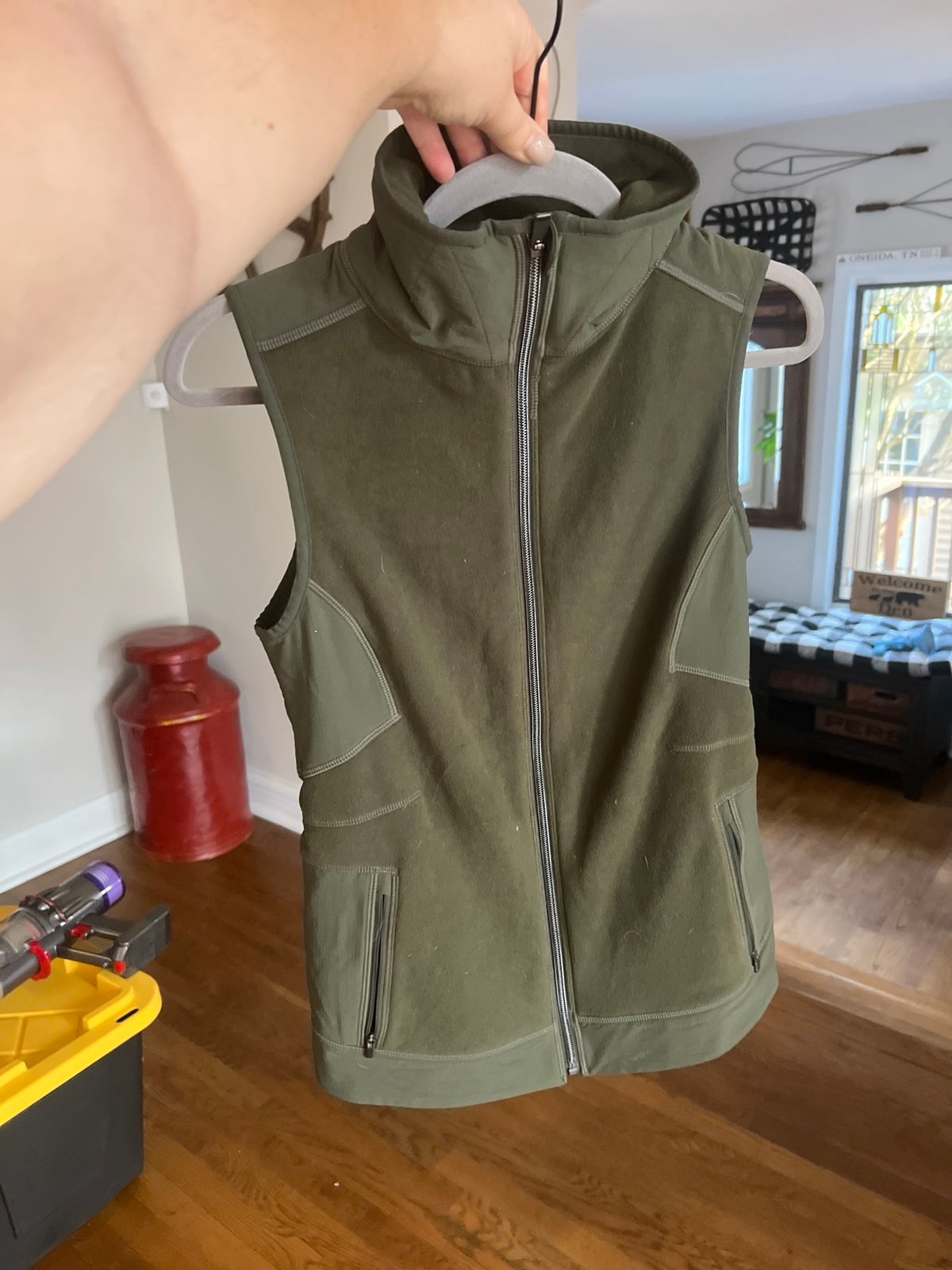 Athleta Vest Womens Green Athletic Running Outdoors Yoga Vest Small