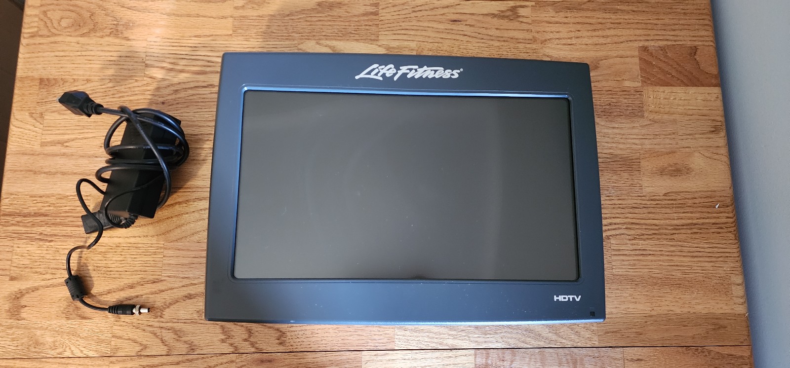 Lifefitness Cardio LCD Attachable TV 17” P/N LCD-0201-06 (Tested)